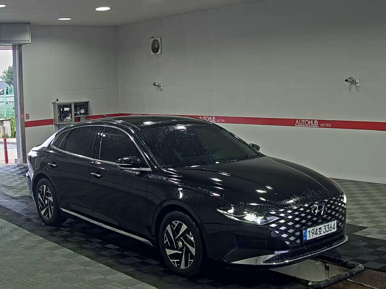 Hyundai Grandeur 2023 - Image 2