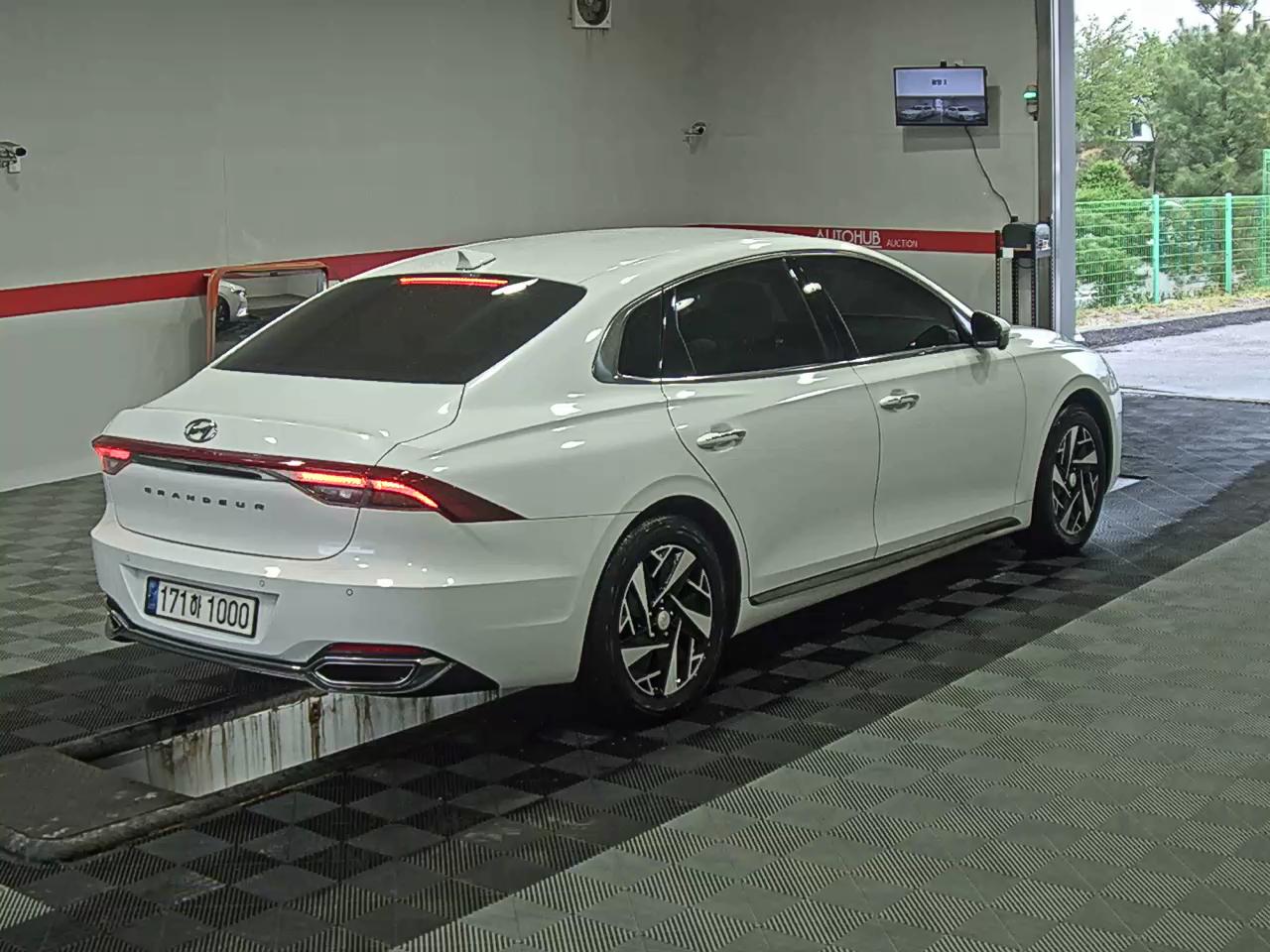 Hyundai Grandeur 2022 - Image 4