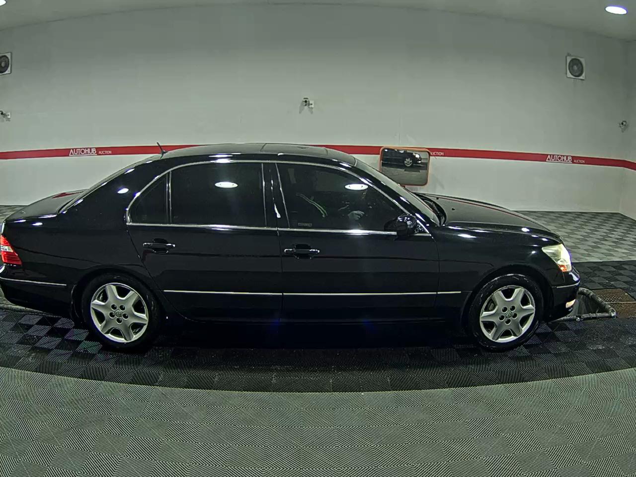 LEXUS LS - 3