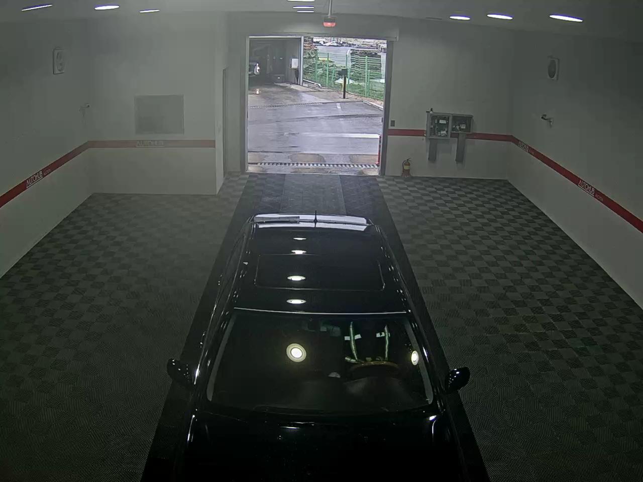 LEXUS LS - 6