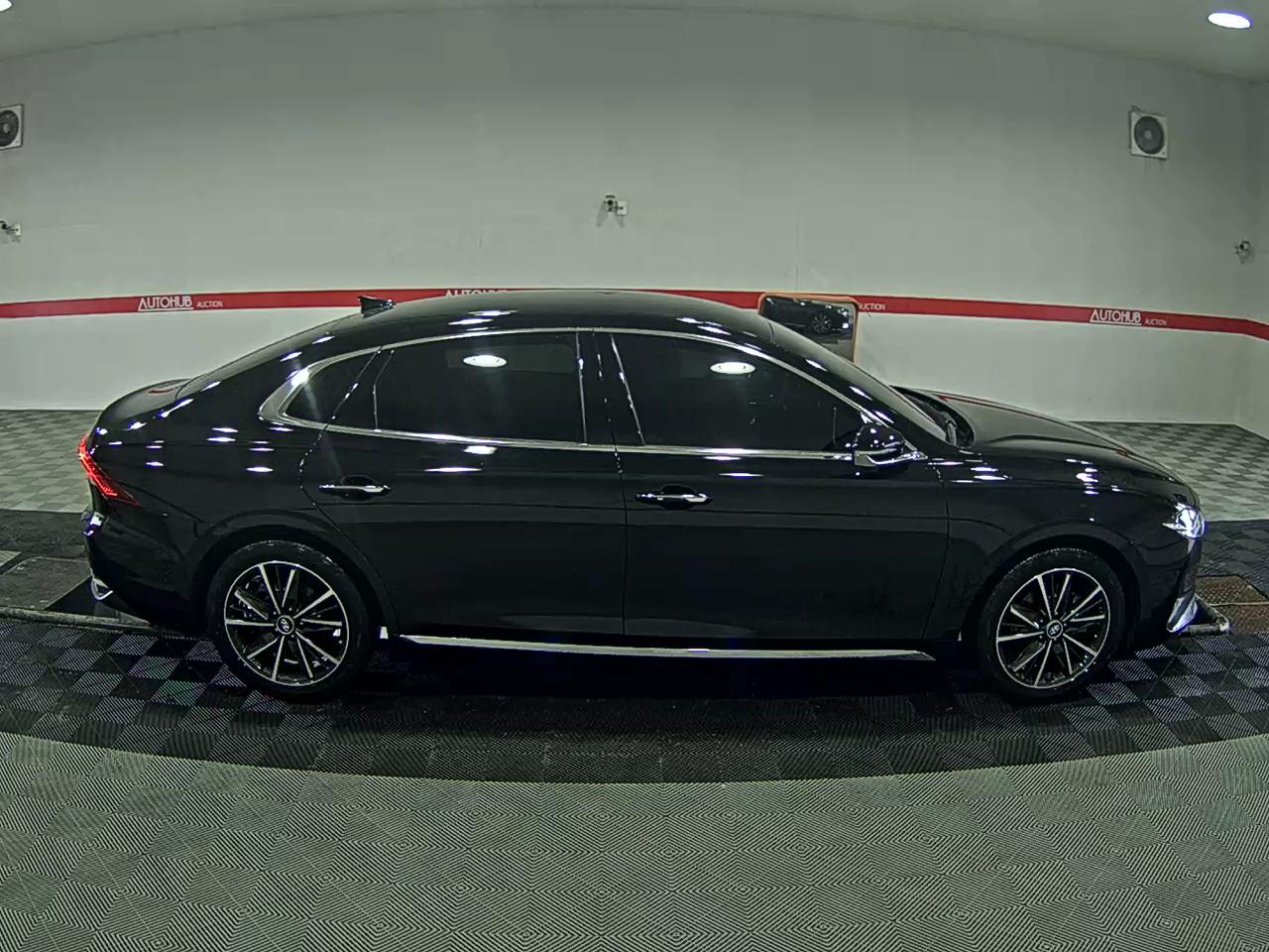 Hyundai Grandeur 2021 - Image 3