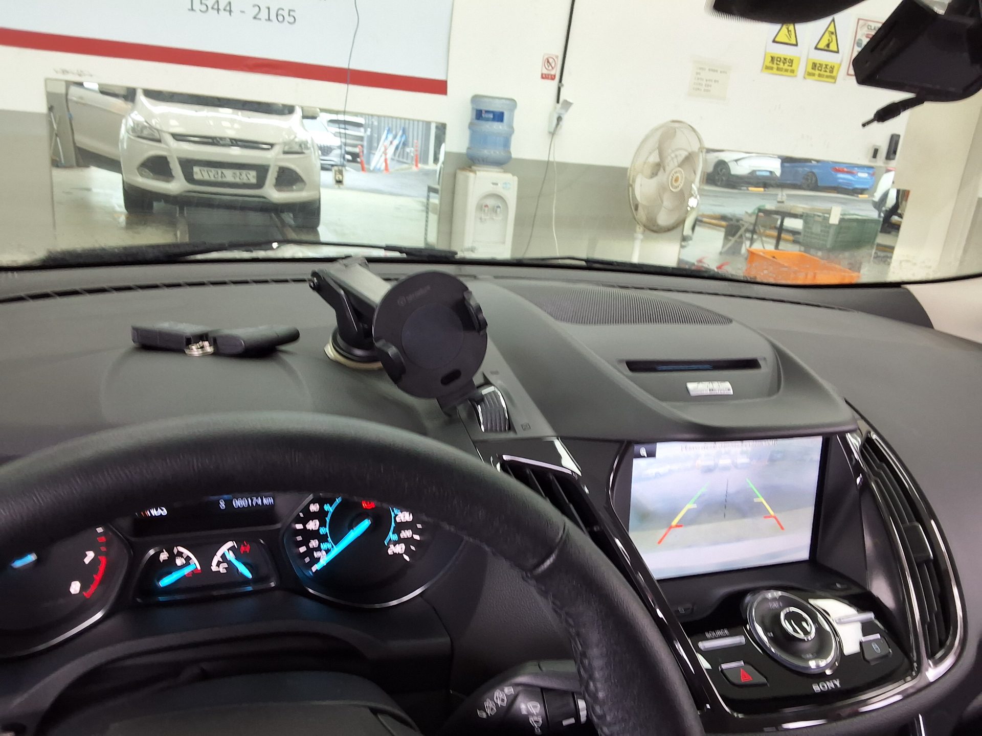 2014 - ford escape