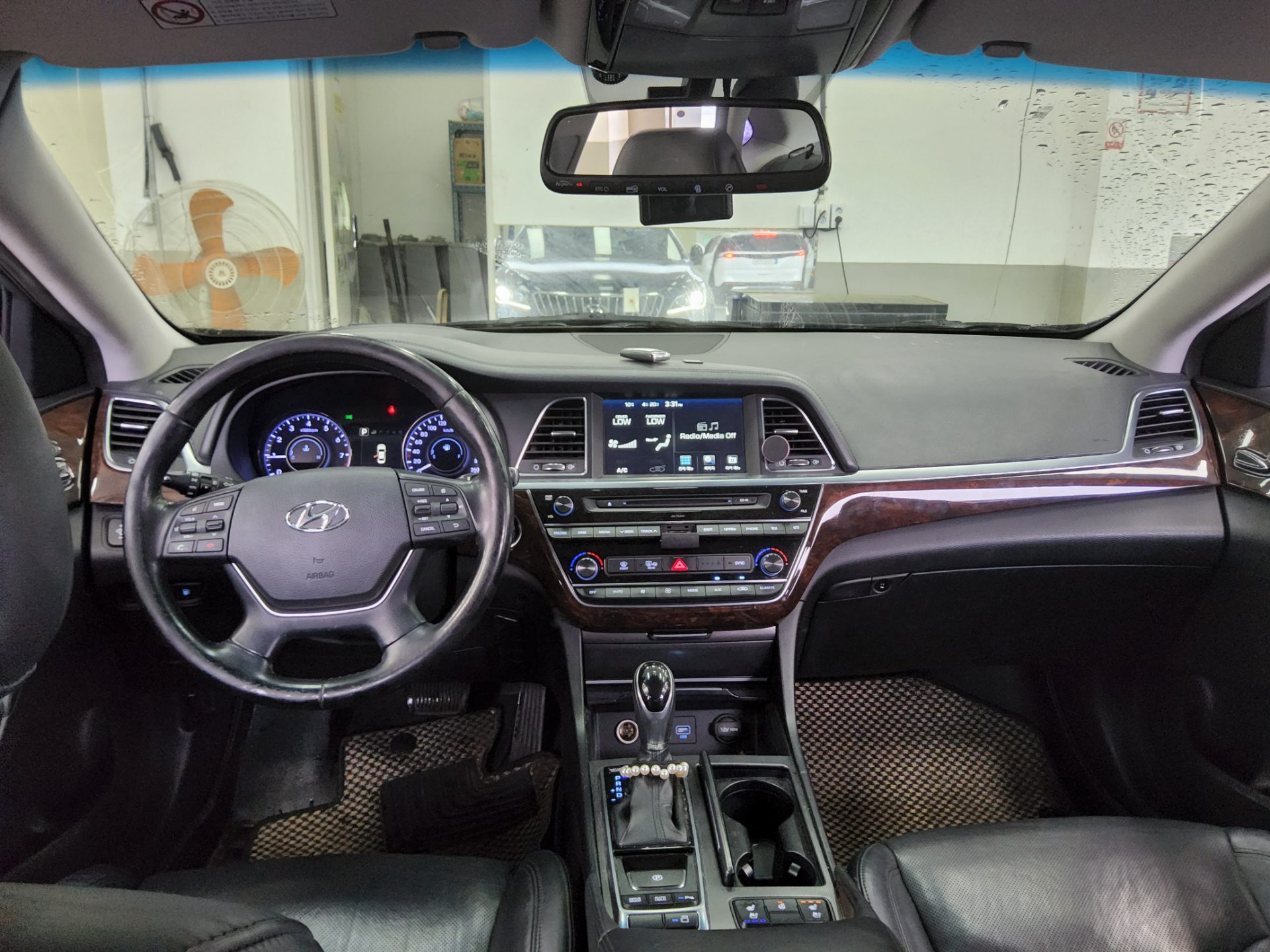Hyundai Aslan 2016 - Image 10