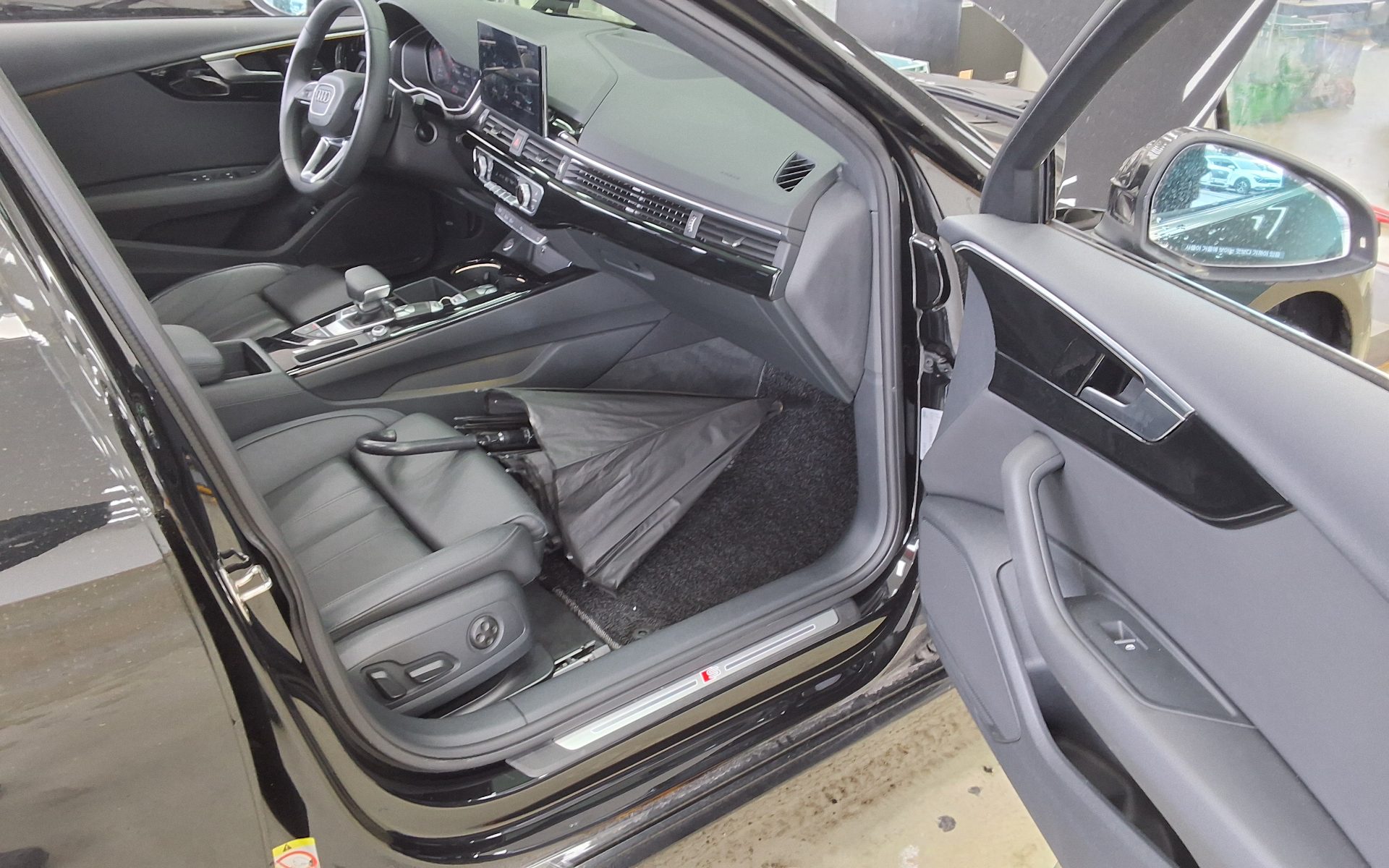 아우디 A4 2021 - 이미지 13