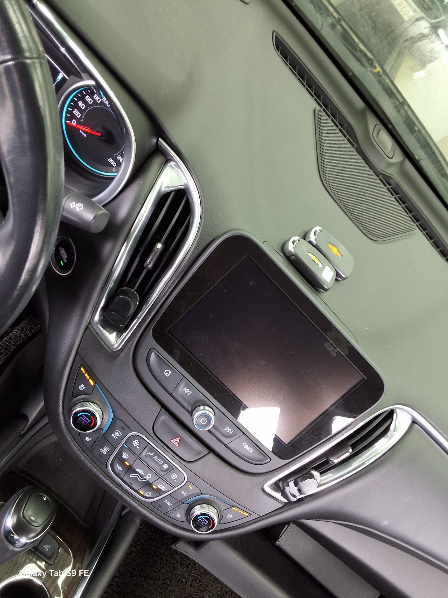 Chevrolet Malibu 2017 - Image 17