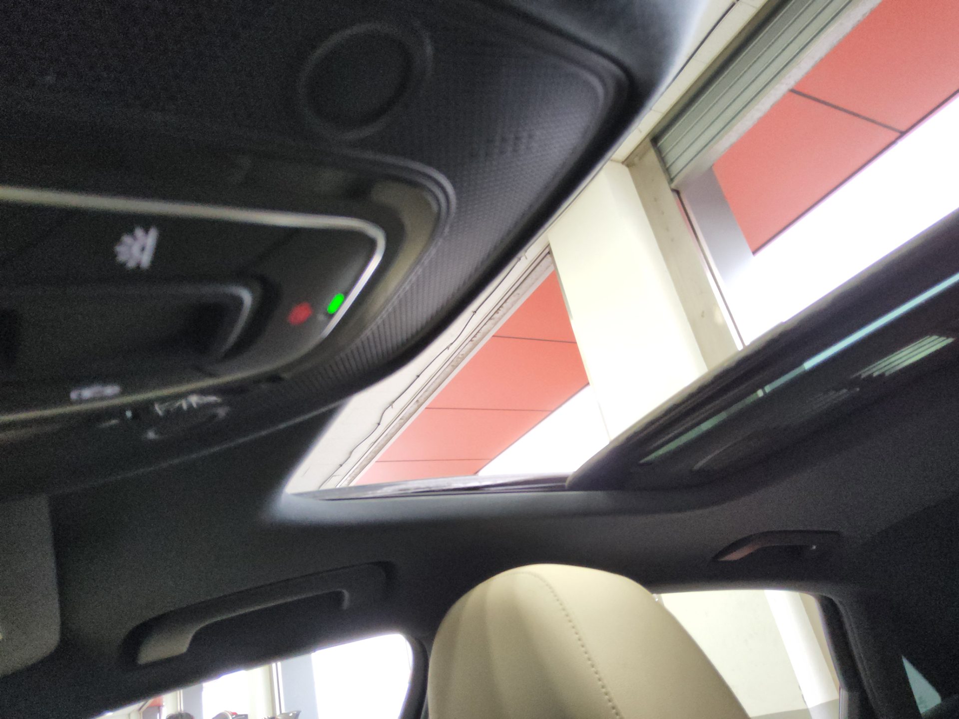 아우디 A4 2021 - 이미지 16