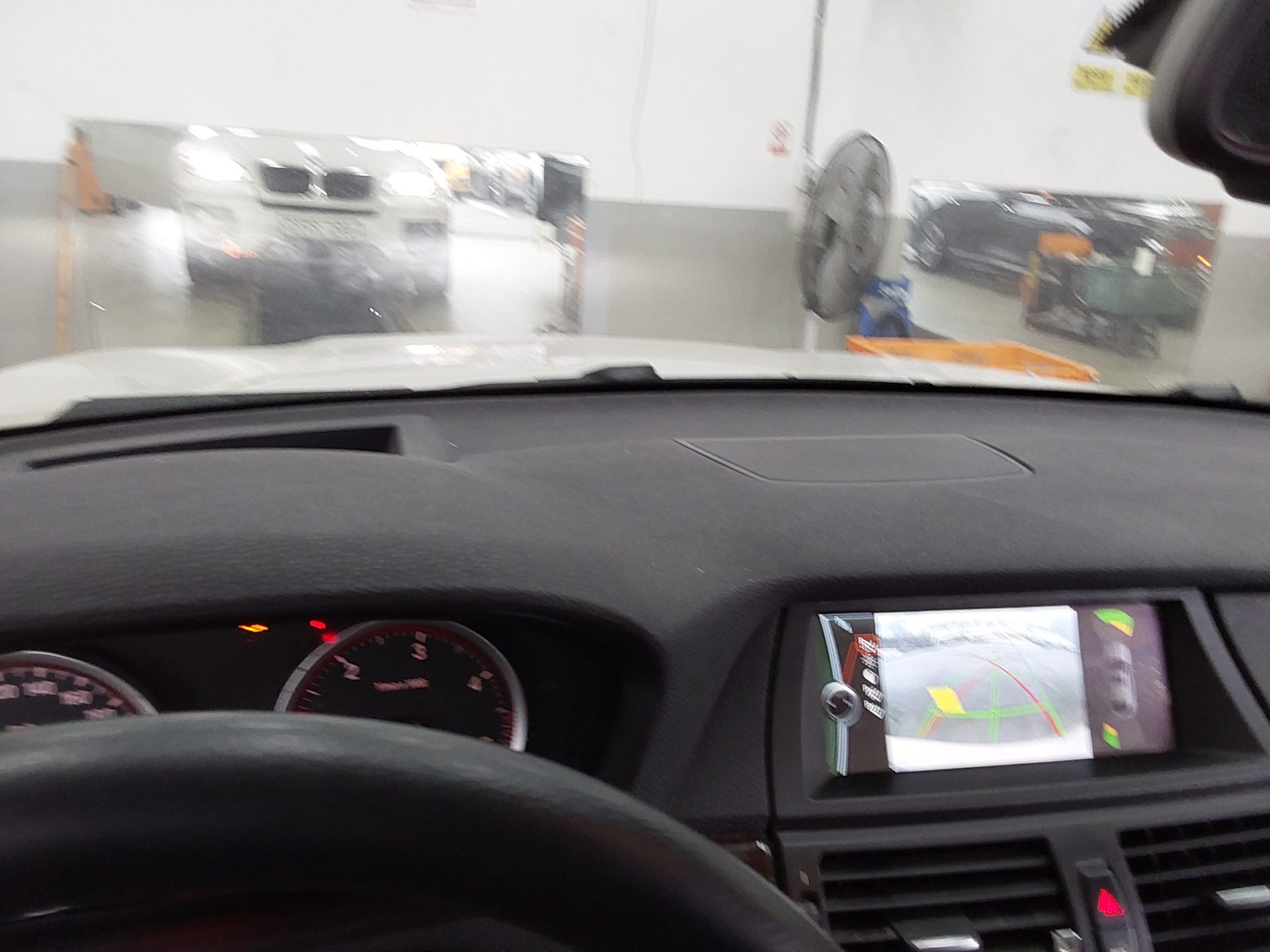 BMW X6 2014 - Image 17