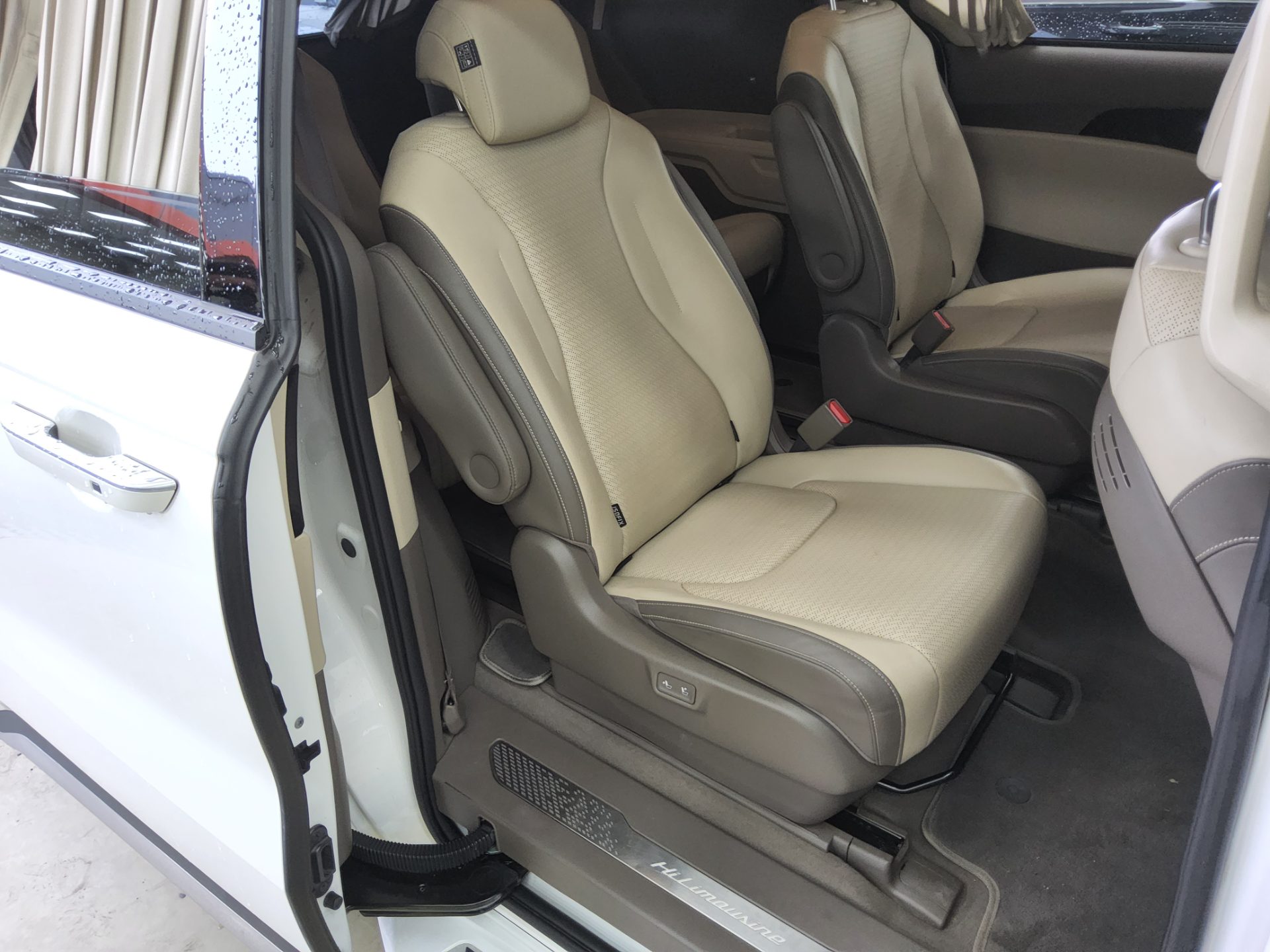 كيا كارنيفال 2022 - صورة 12