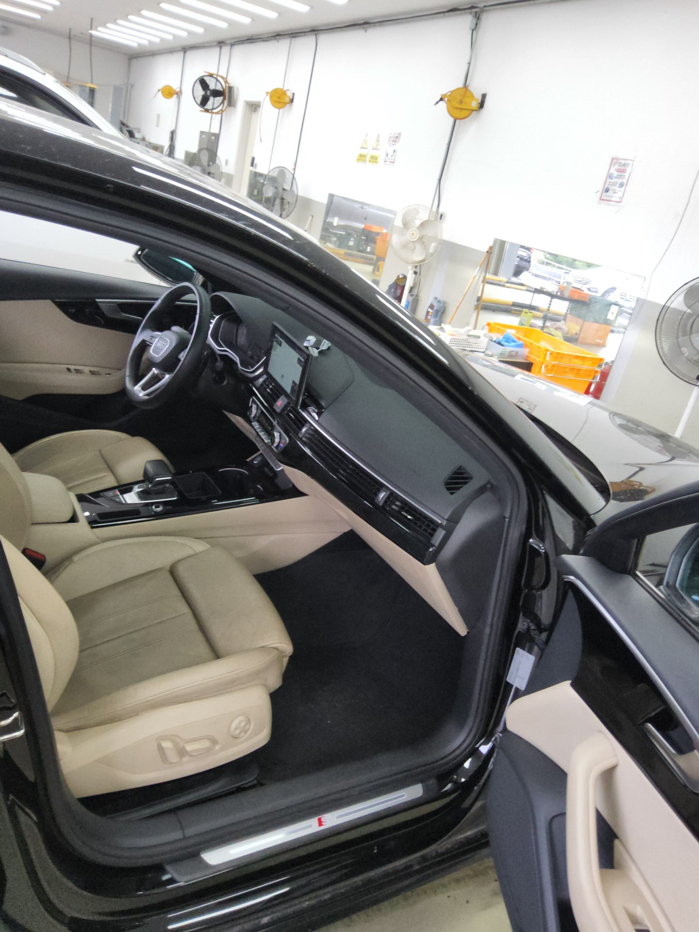 아우디 A4 2021 - 이미지 13