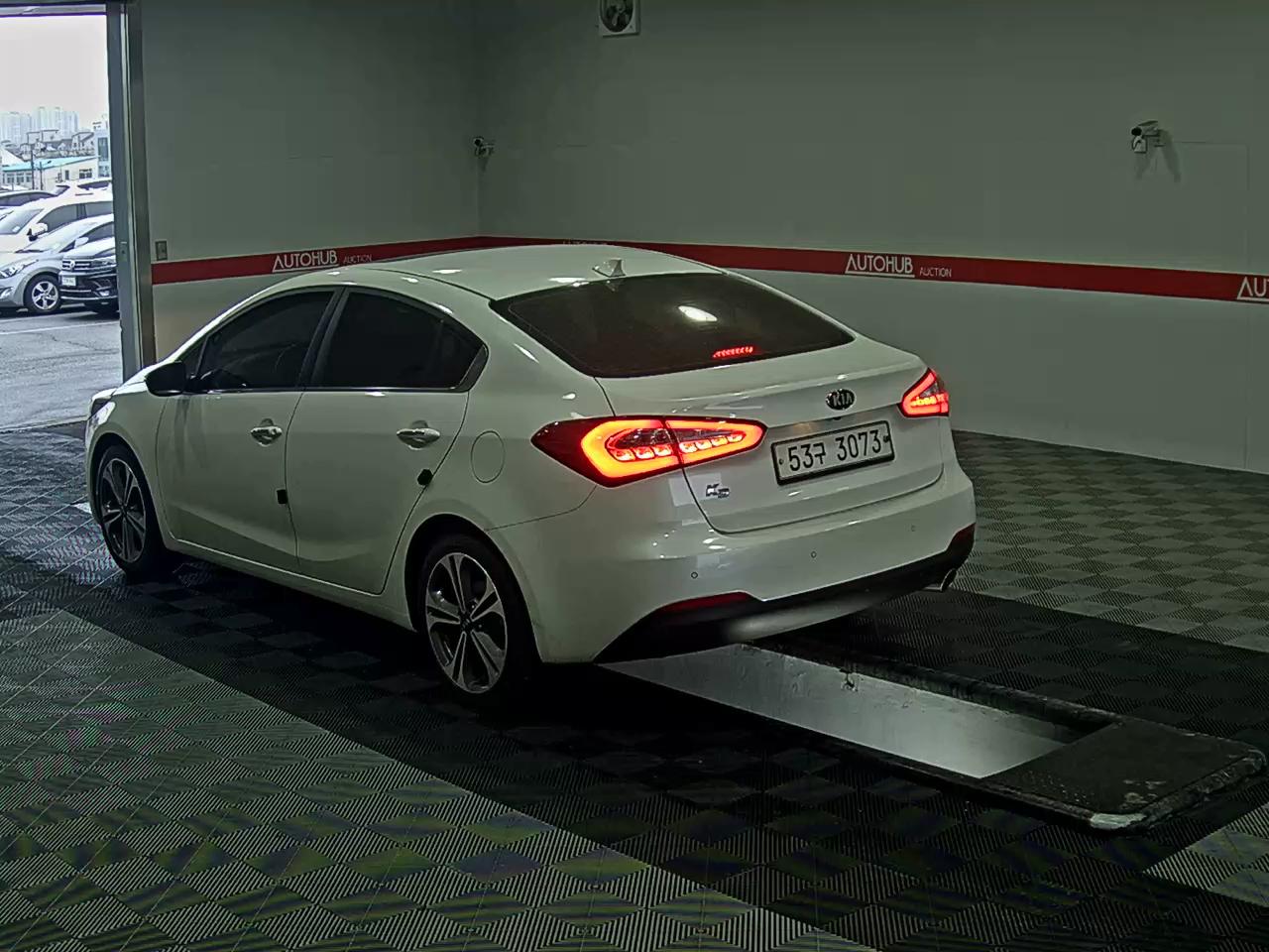 كيا K3 2014 - صورة 5