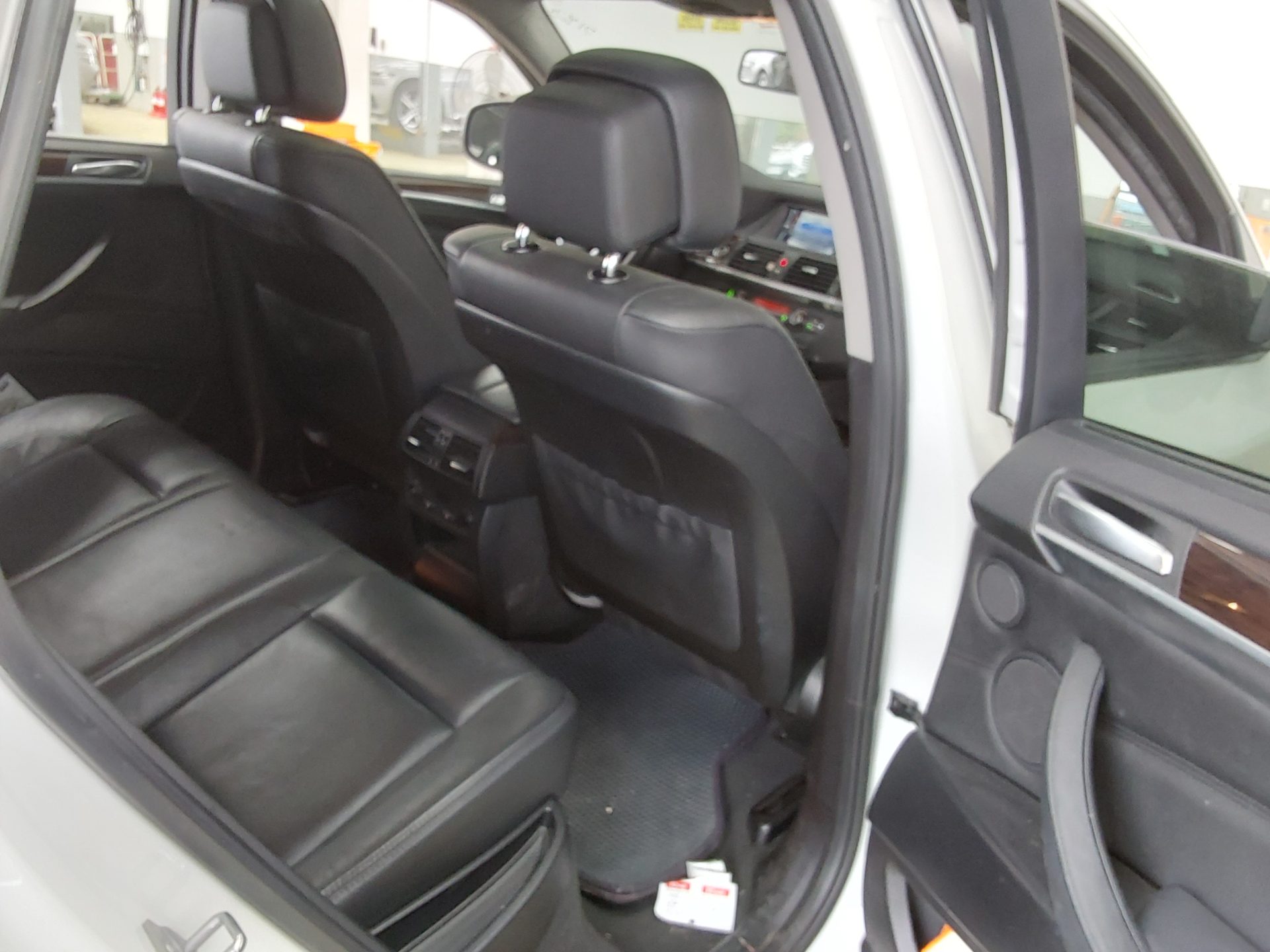 BMW X6 2014 - Image 12