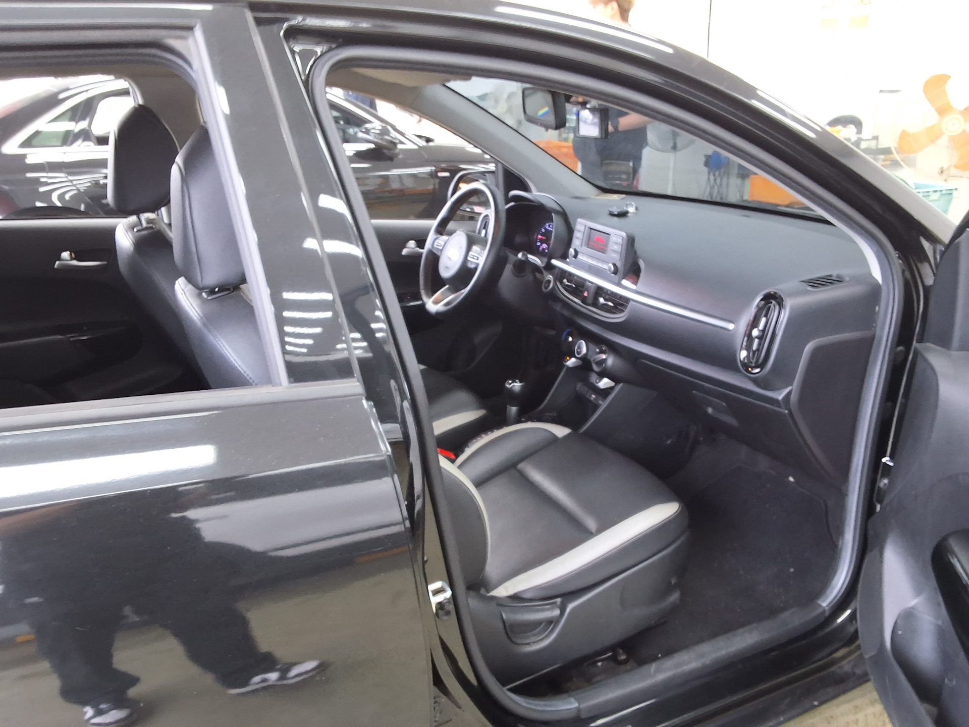 كيا مورنينج 2021 - صورة 13