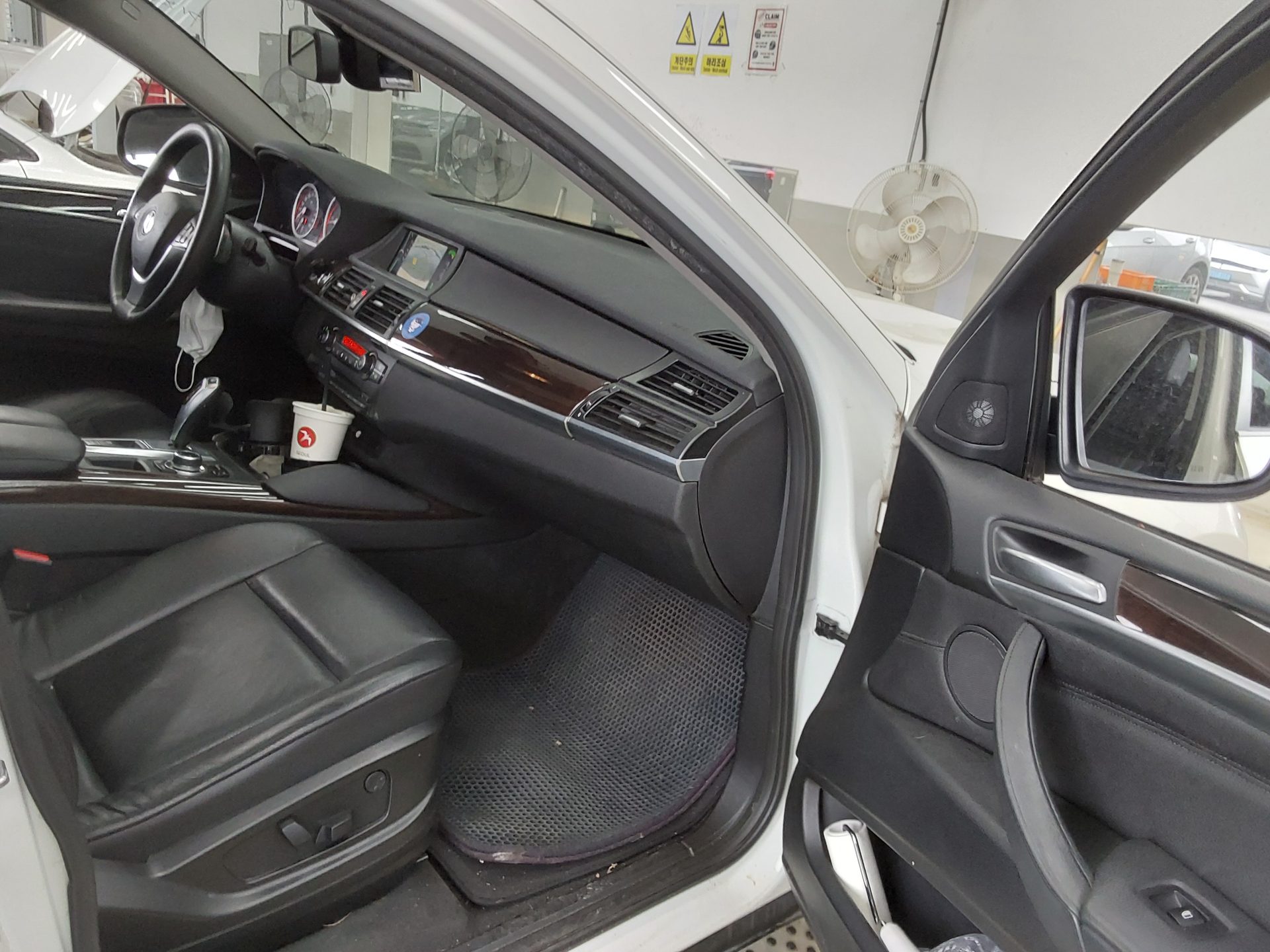 BMW X6 2014 - Image 13