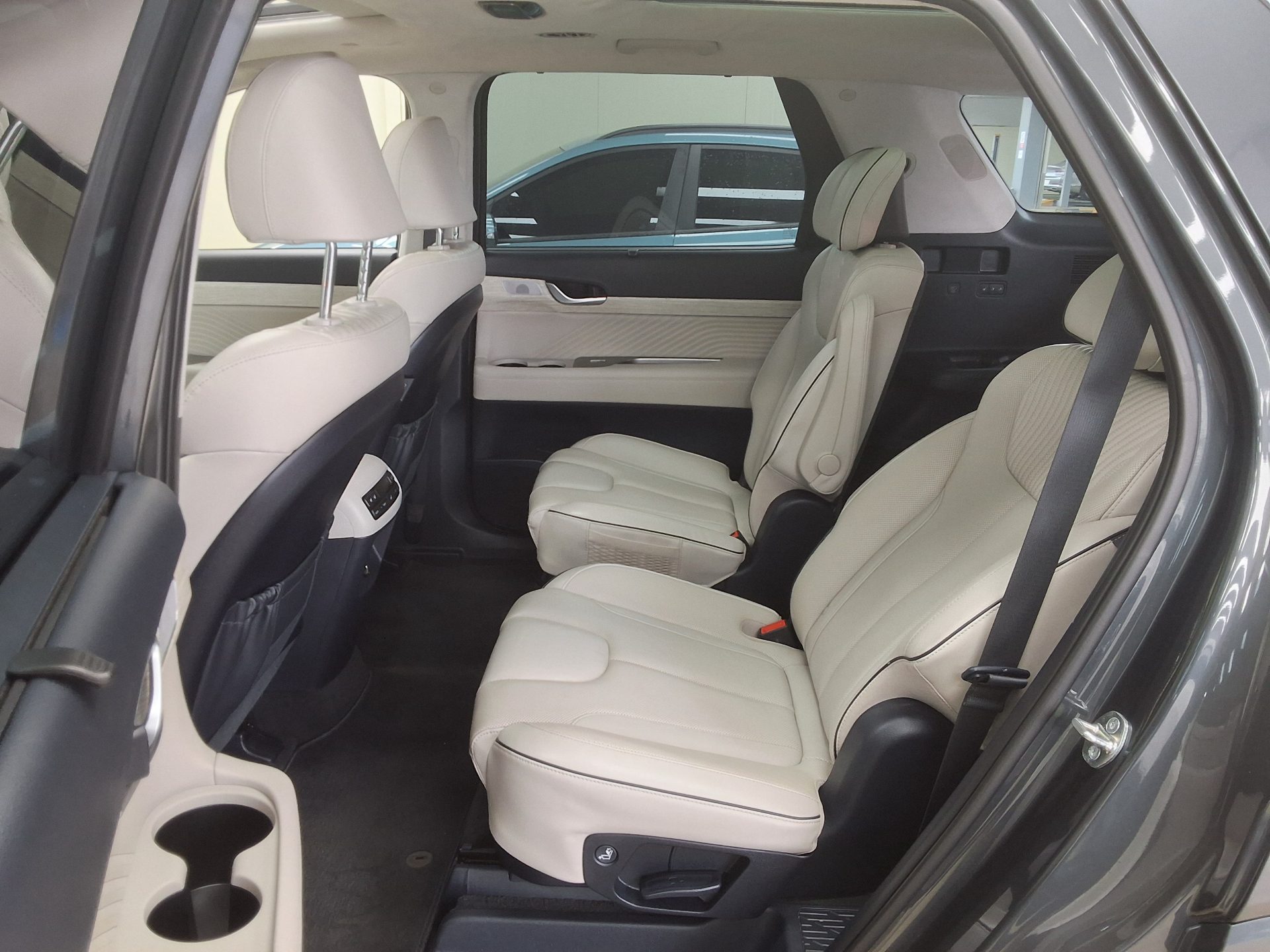 هيونداي باليسيد 2023 - صورة 11