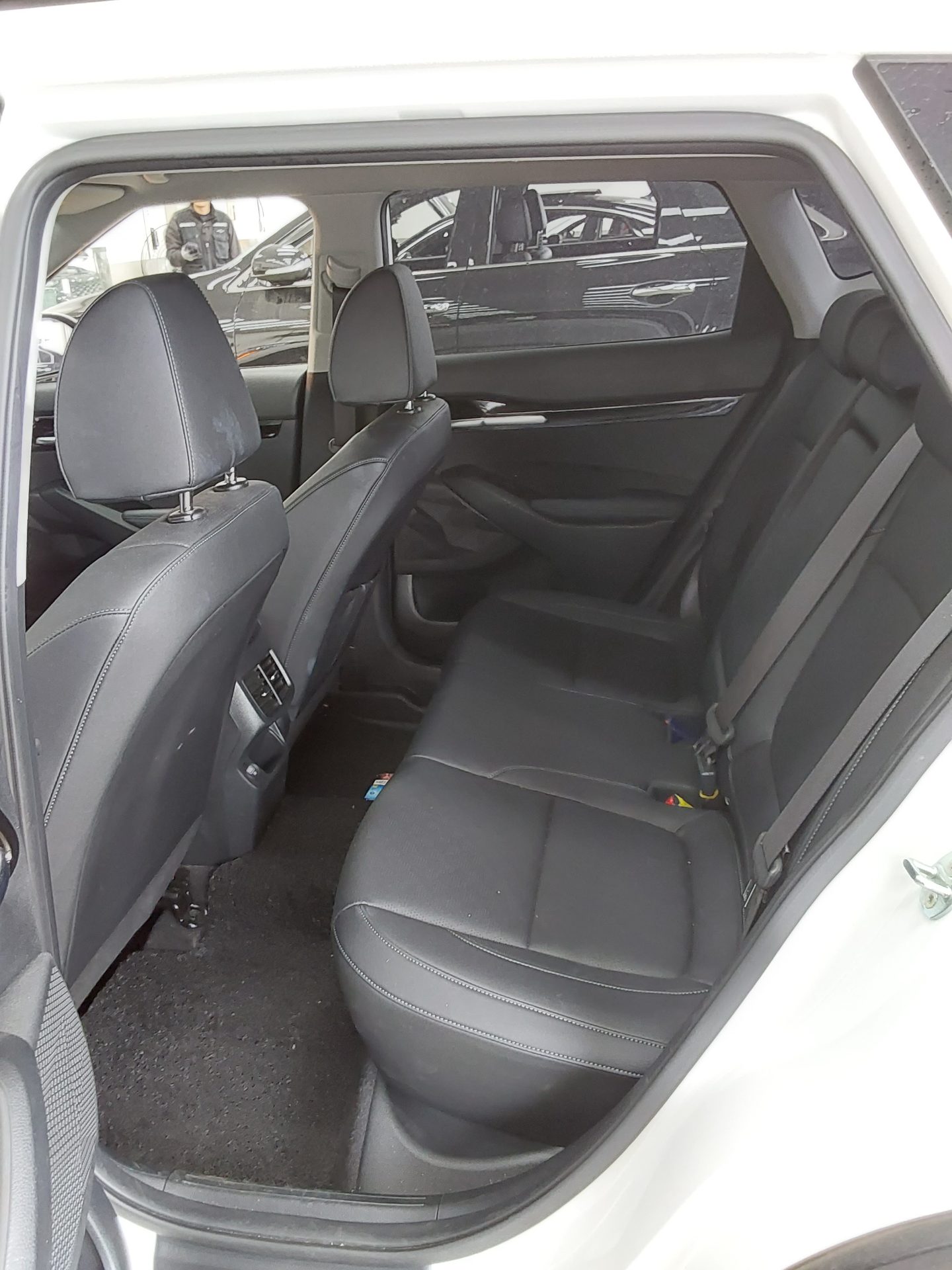 كيا سيلتوس 2023 - صورة 11