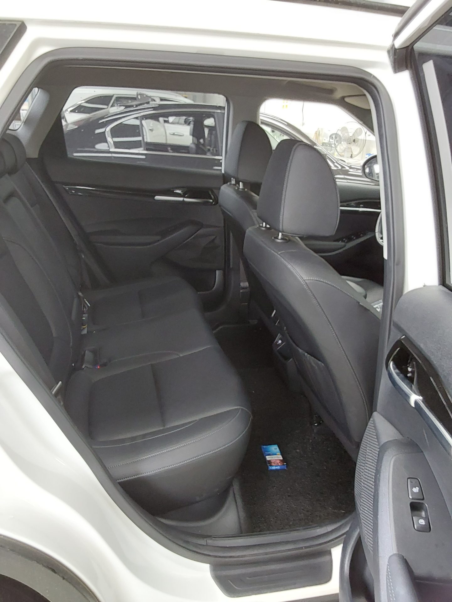 كيا سيلتوس 2023 - صورة 12