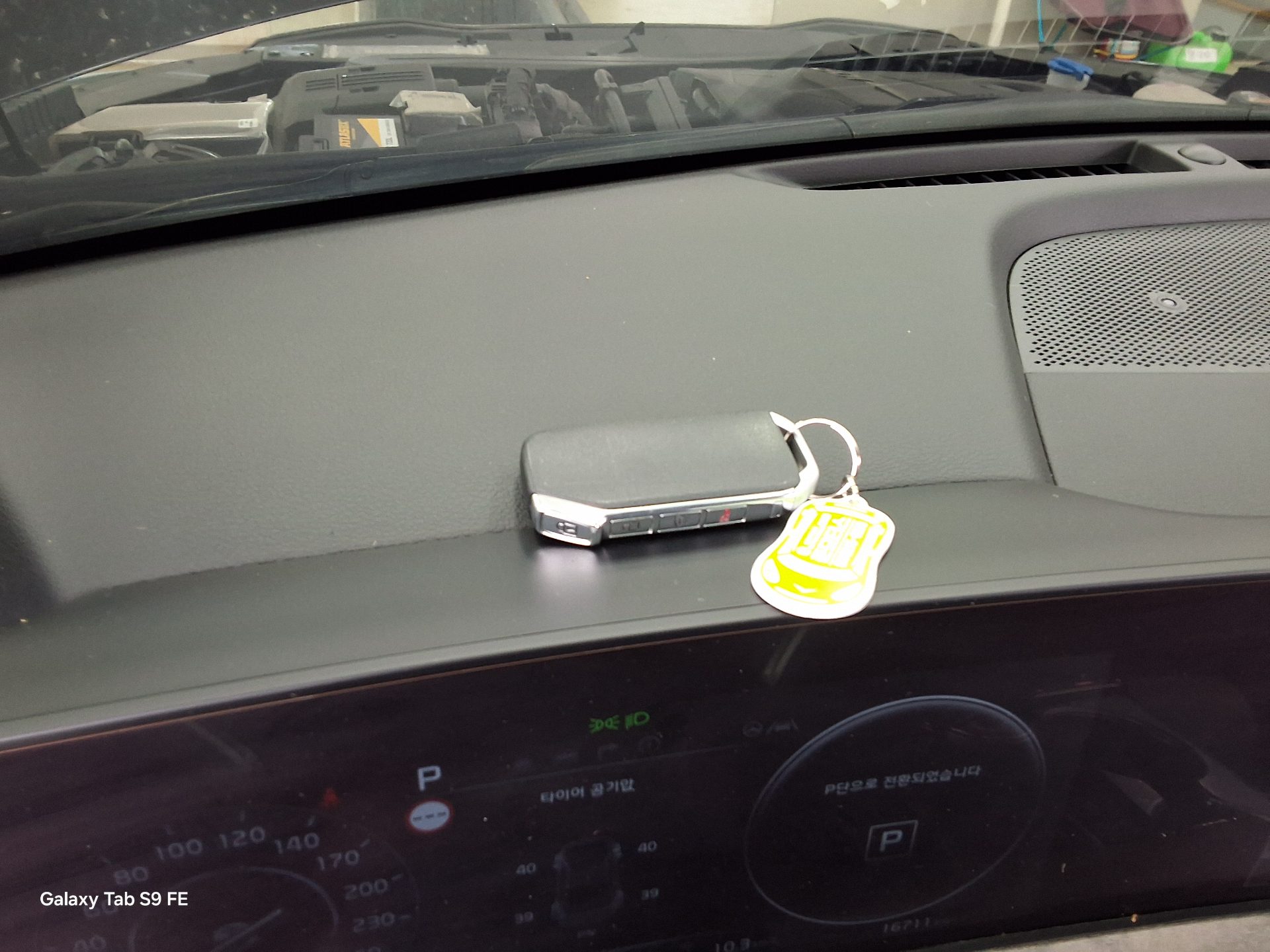 كيا K8 2022 - صورة 18