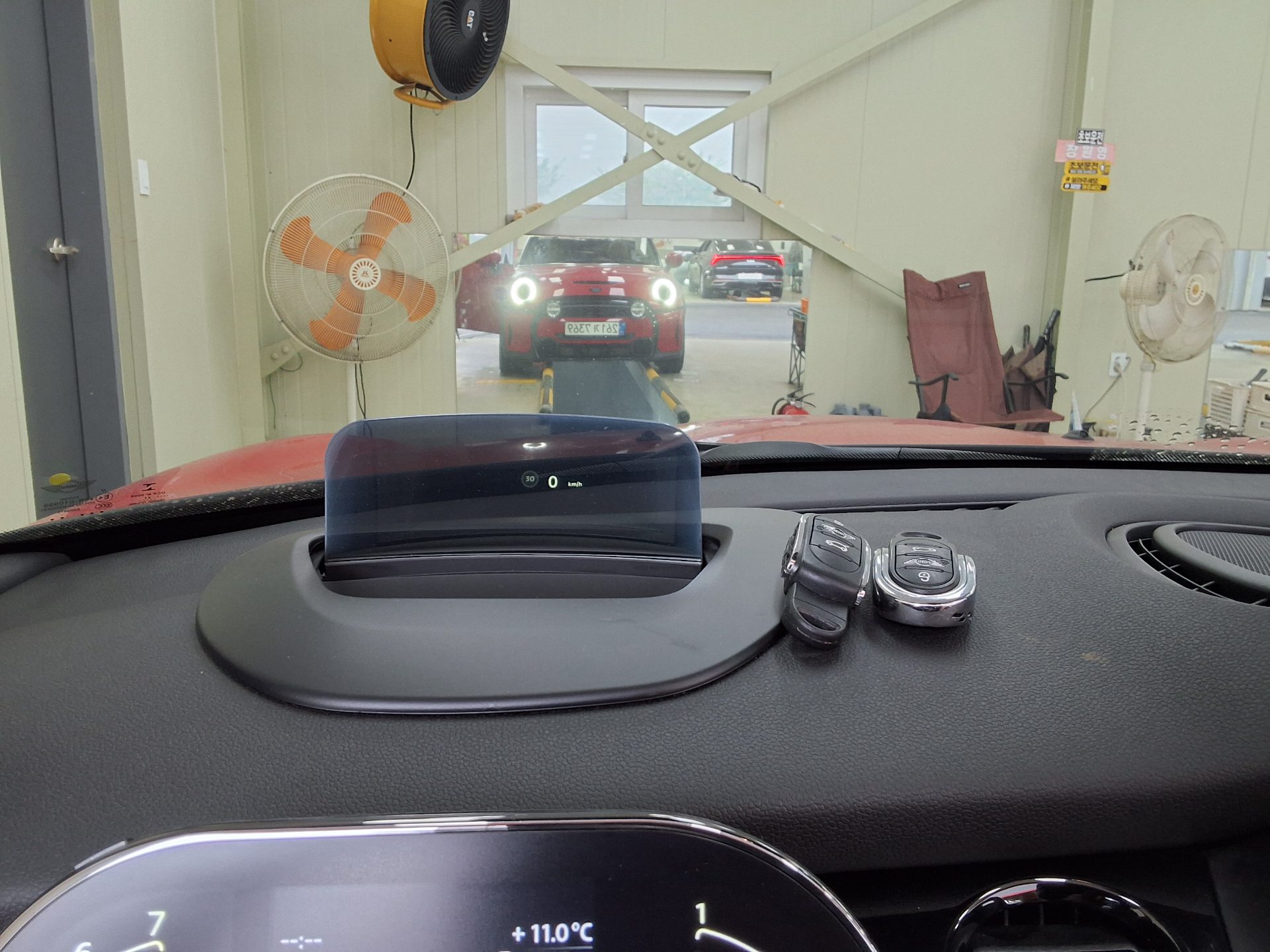 BMW MINI 2022 - Image 14