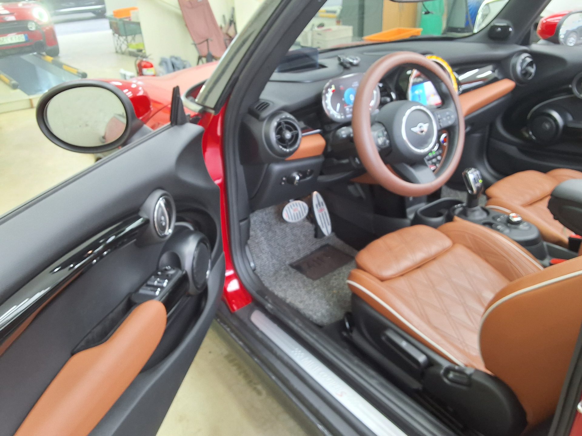 BMW MINI 2022 - Image 9