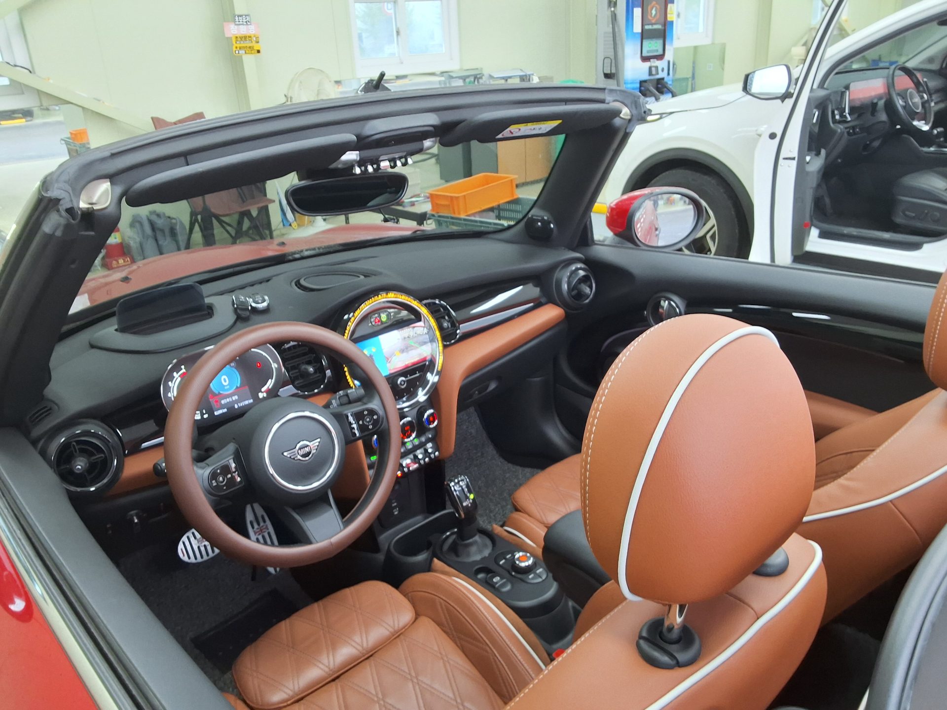 BMW MINI 2022 - Image 10