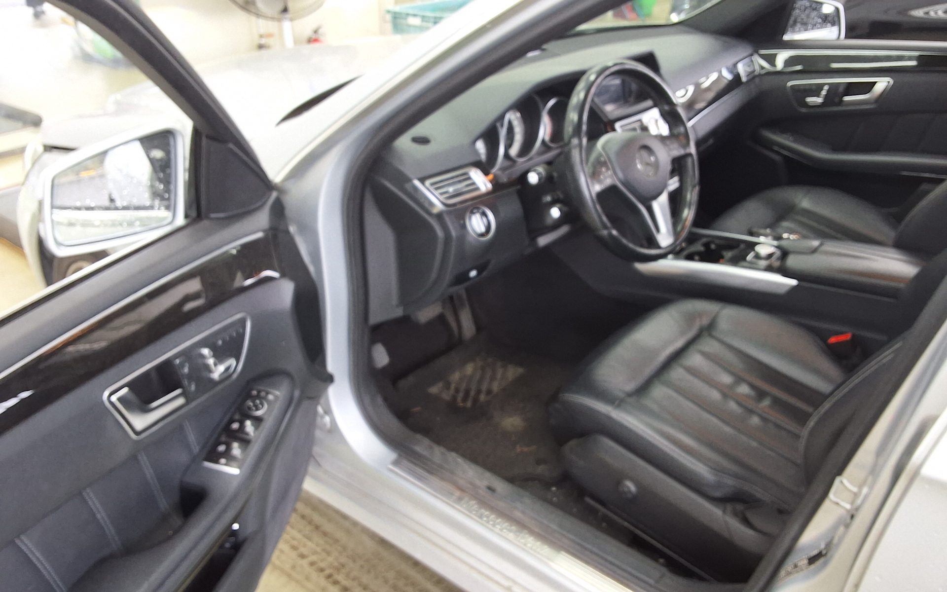 Mercedes-Benz E-Class 2014 - Image 9