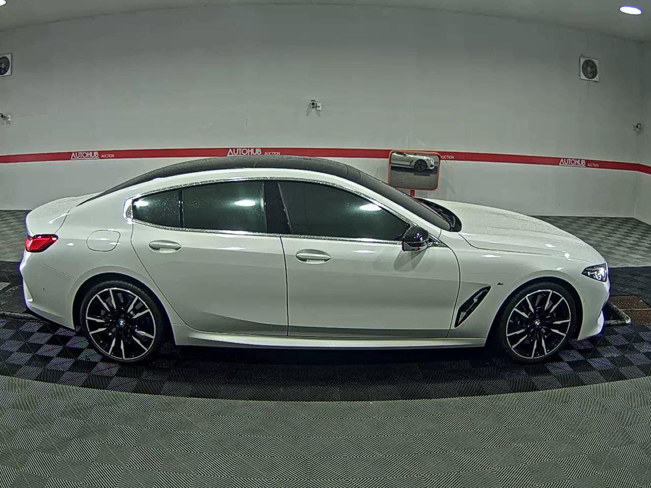 BMW 8 시리즈 2024 - 이미지 3