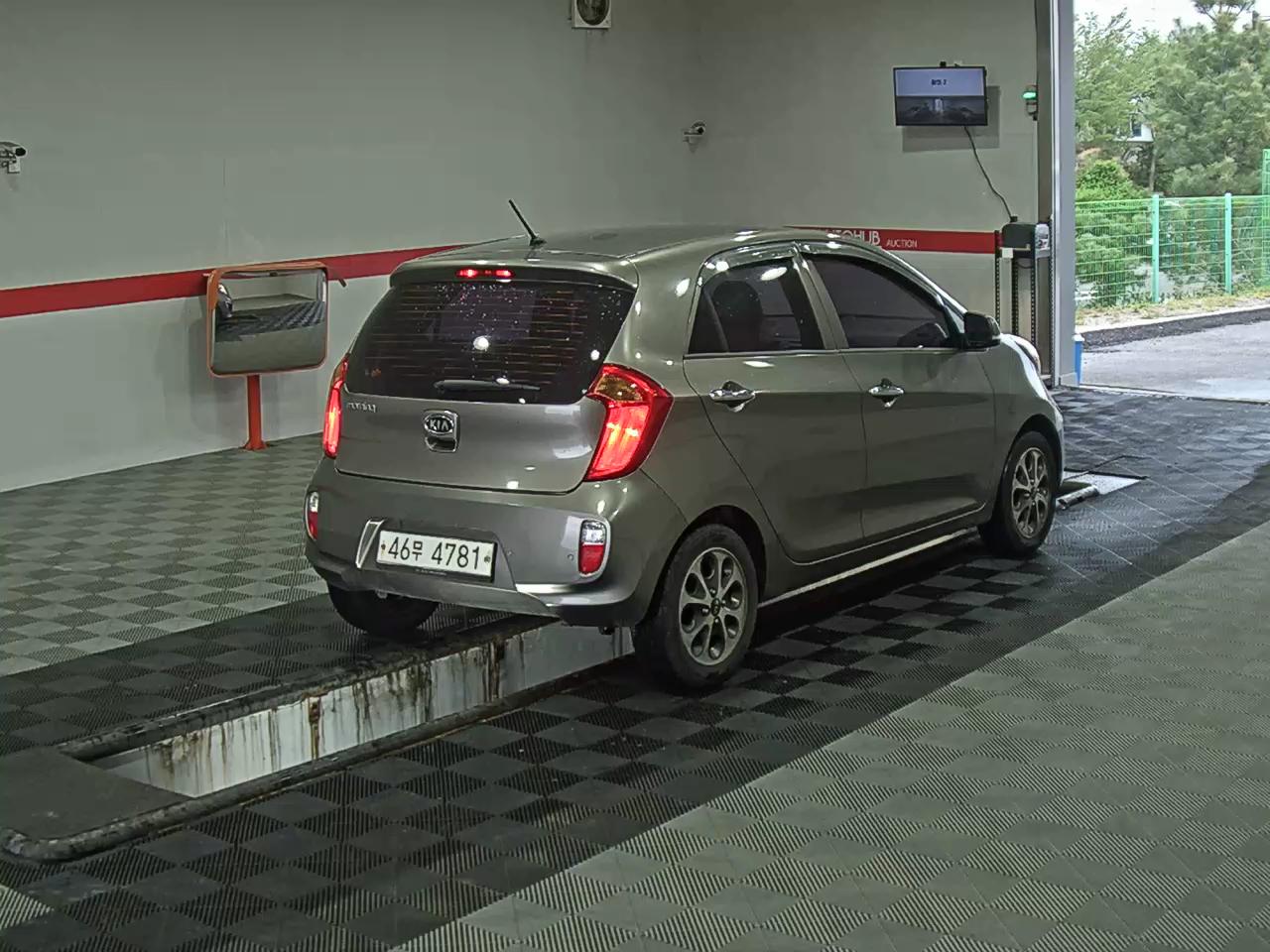 Kia Morning 2012 - Image 4