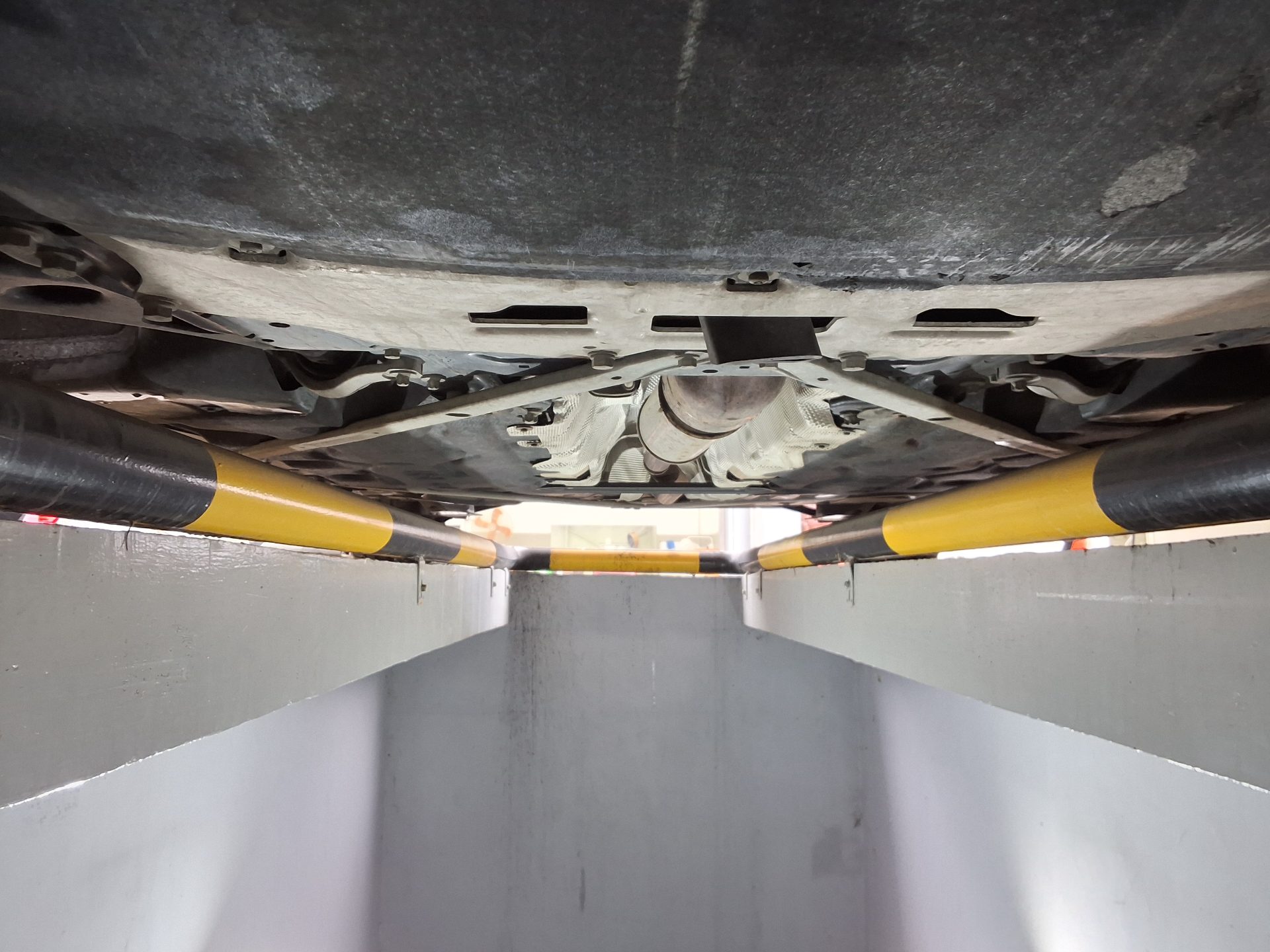 BMW MINI 2022 - Image 17