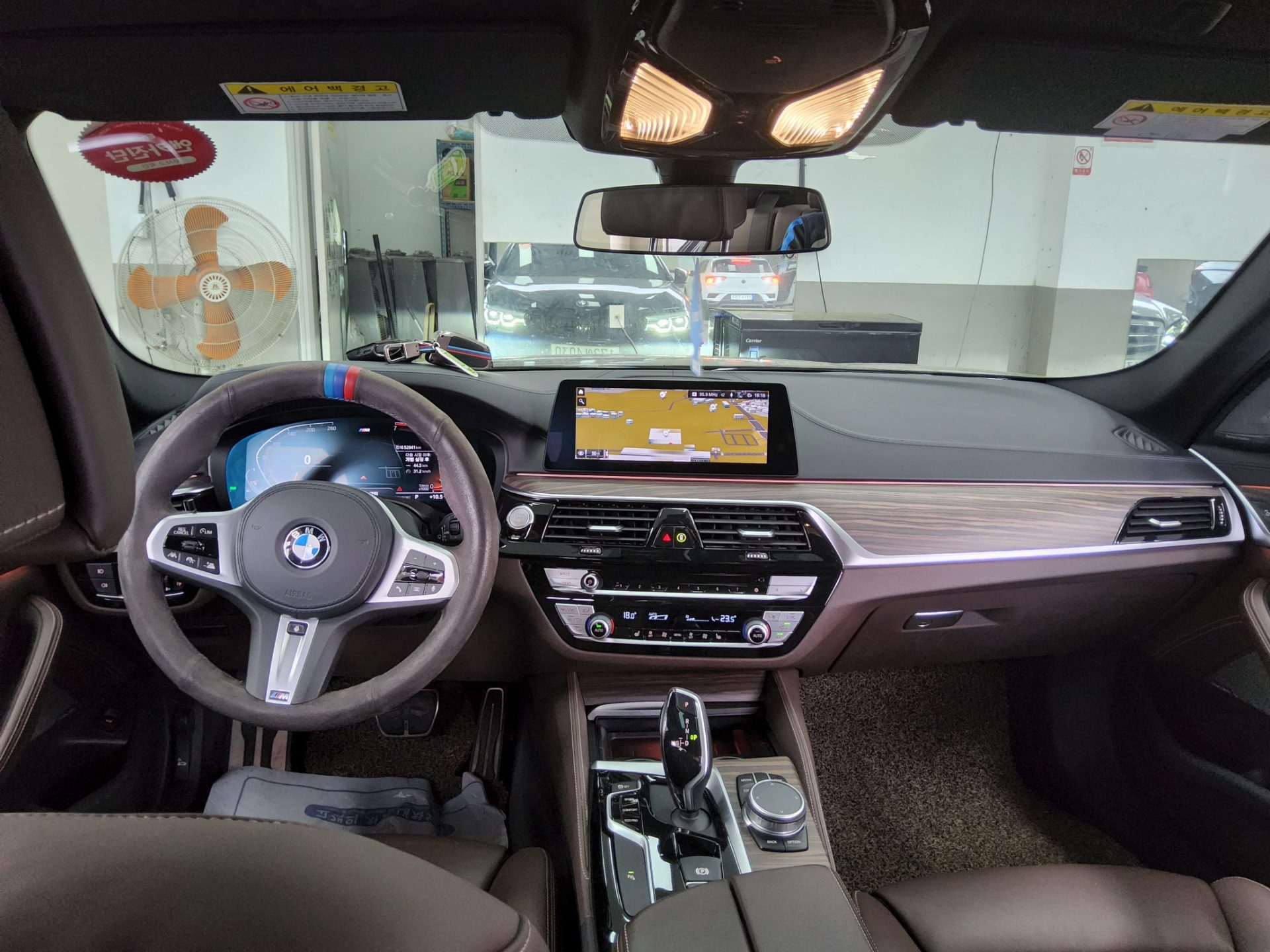 BMW 5 Series 2020 - Image 10