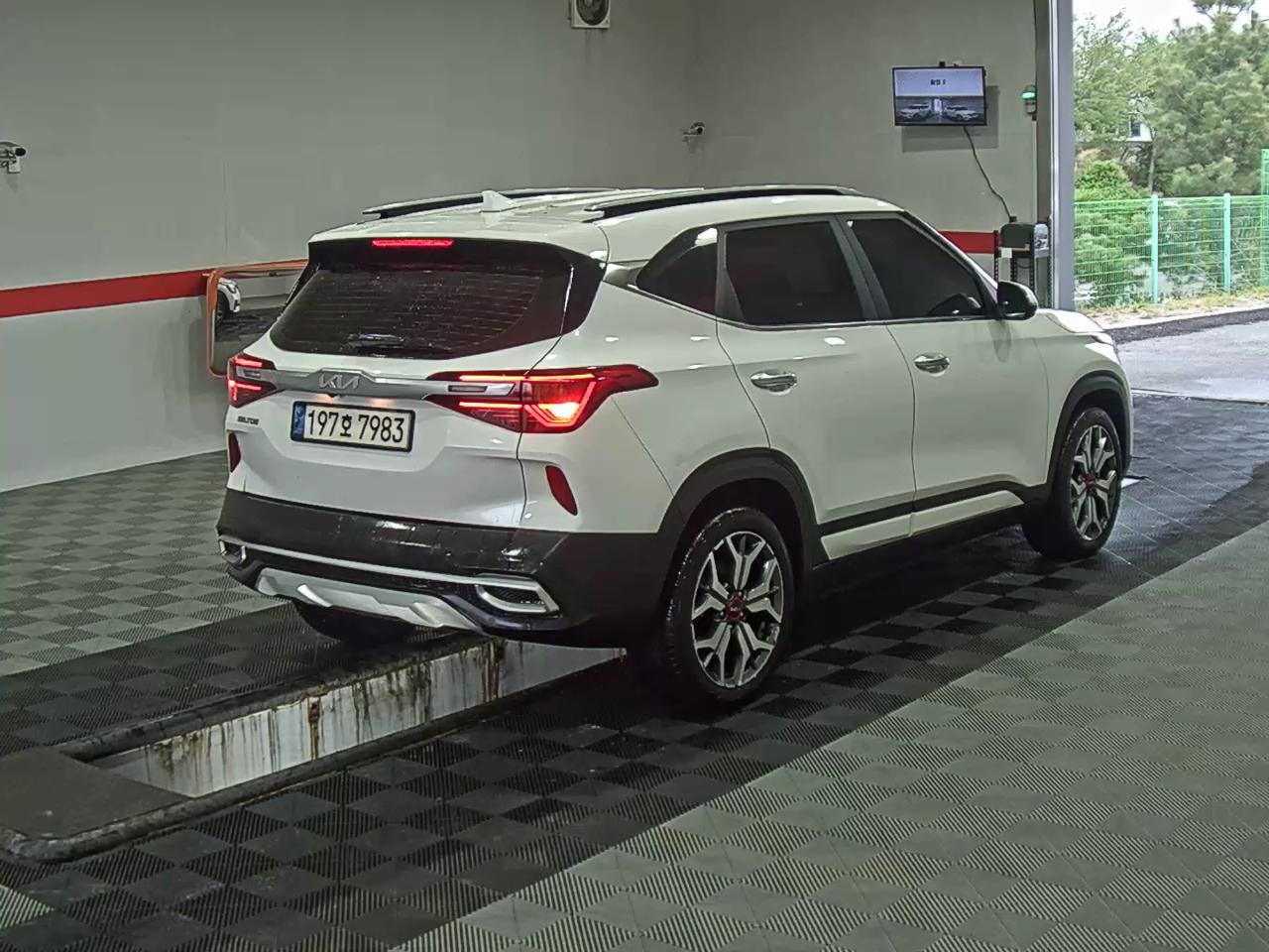 كيا سيلتوس 2023 - صورة 4