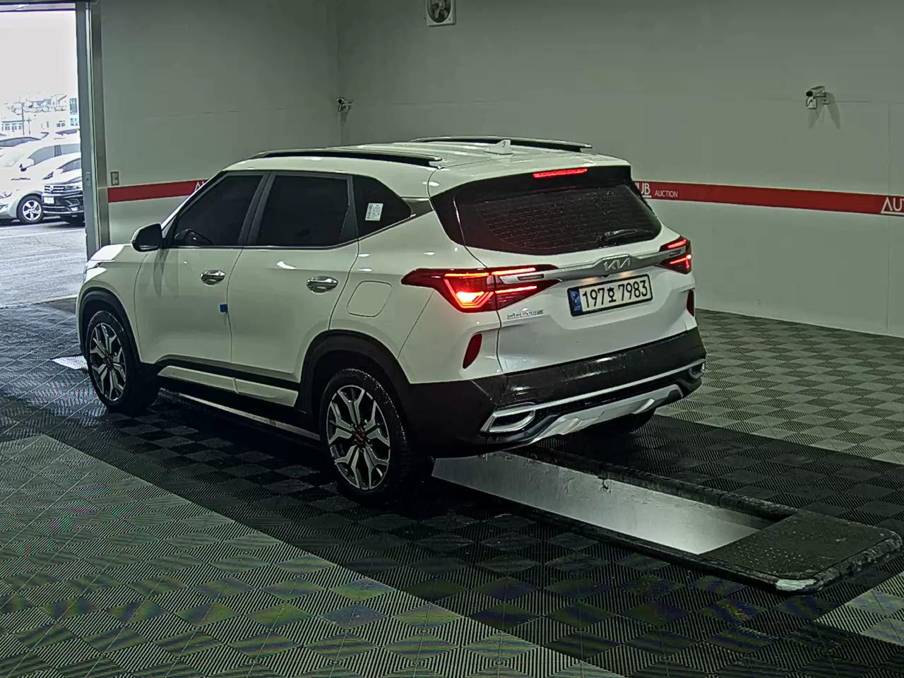 كيا سيلتوس 2023 - صورة 5