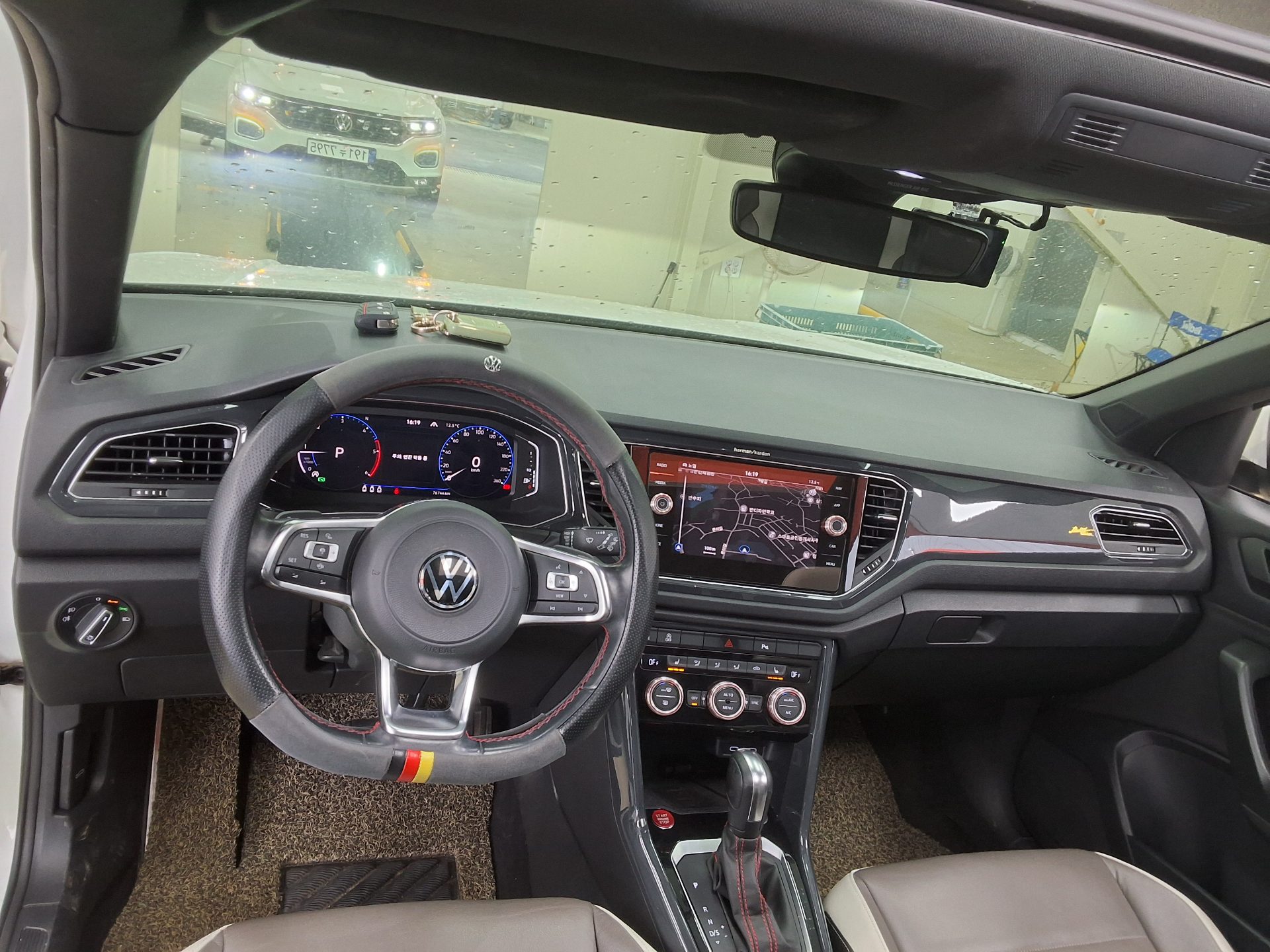 فولكس فاجن تي-روك 2021 - صورة 19