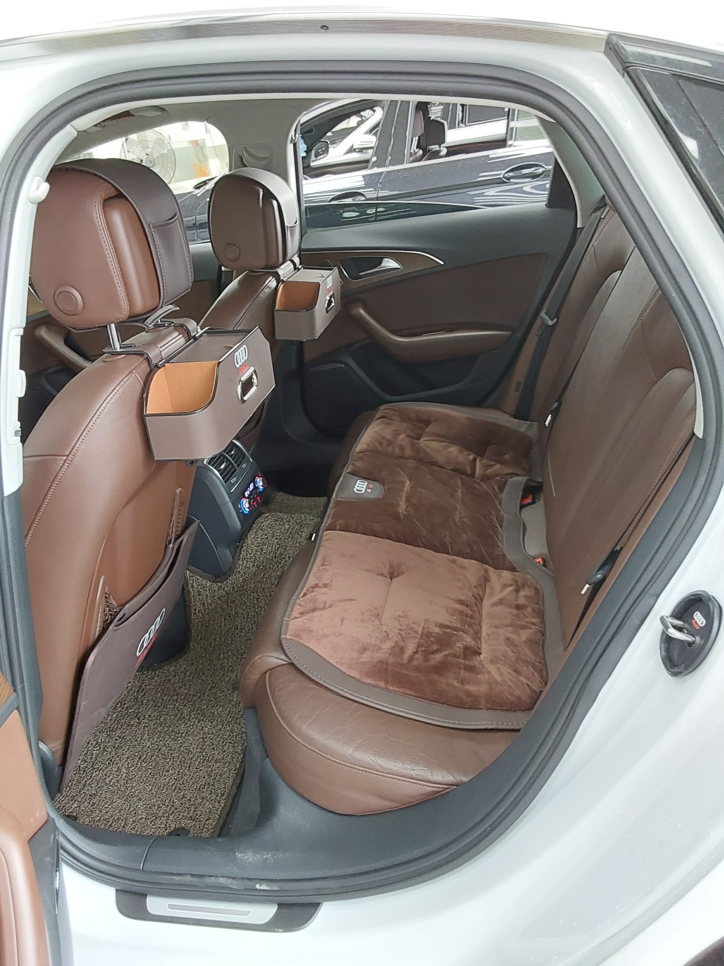 Audi A6 2016 - Image 11