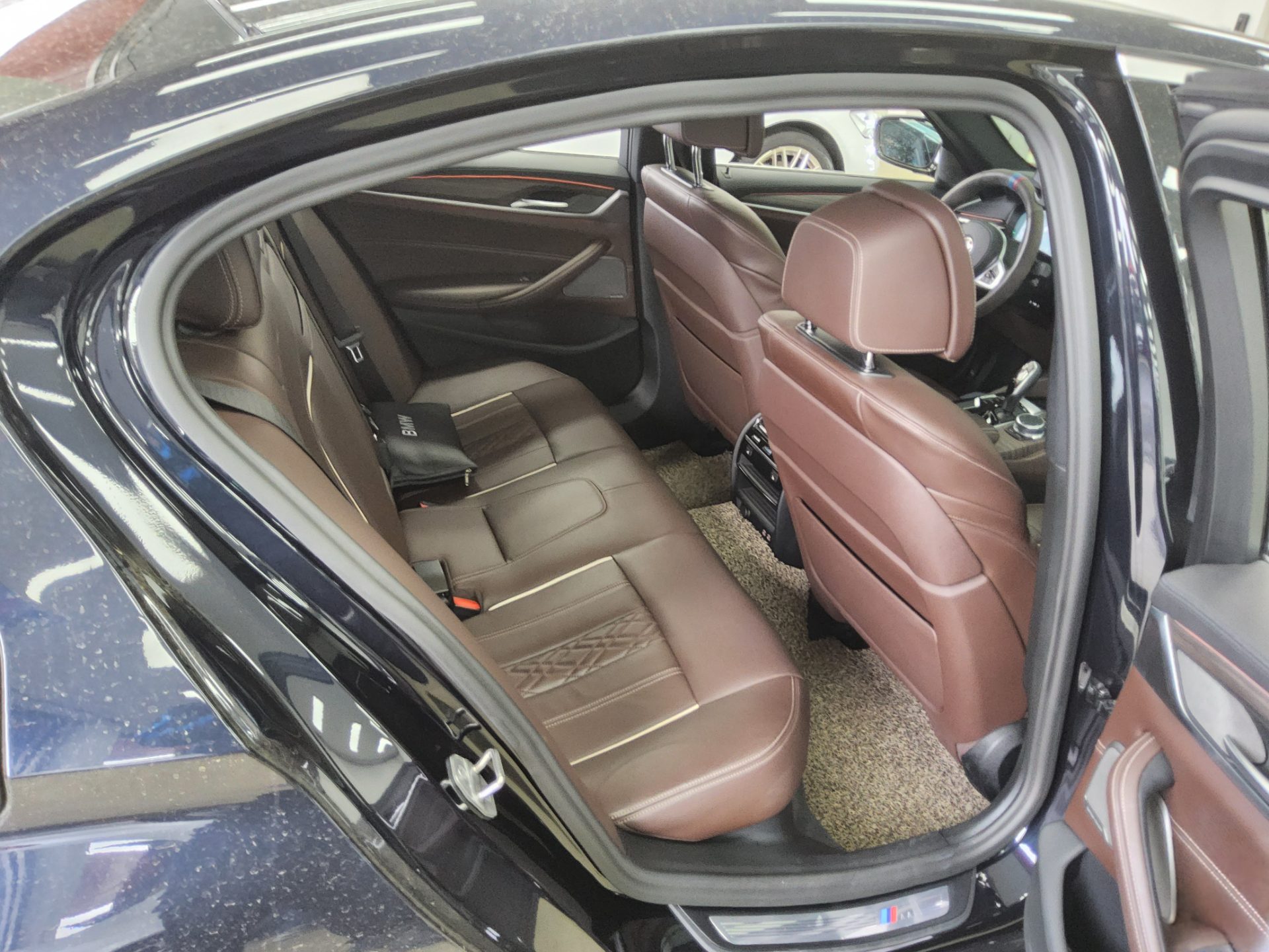 BMW 5 Series 2020 - Image 12