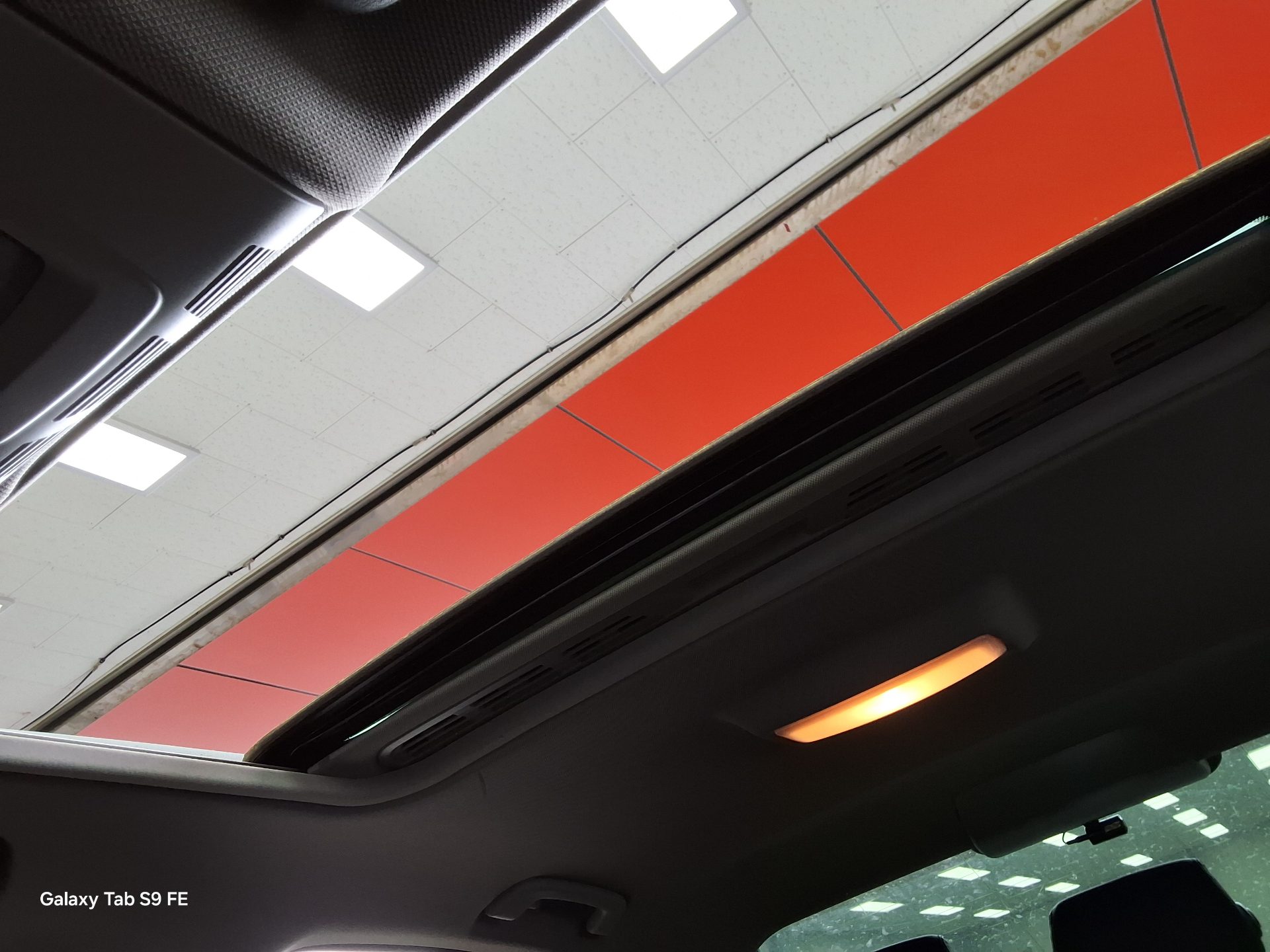 BMW 3 Series 2015 - Image 19