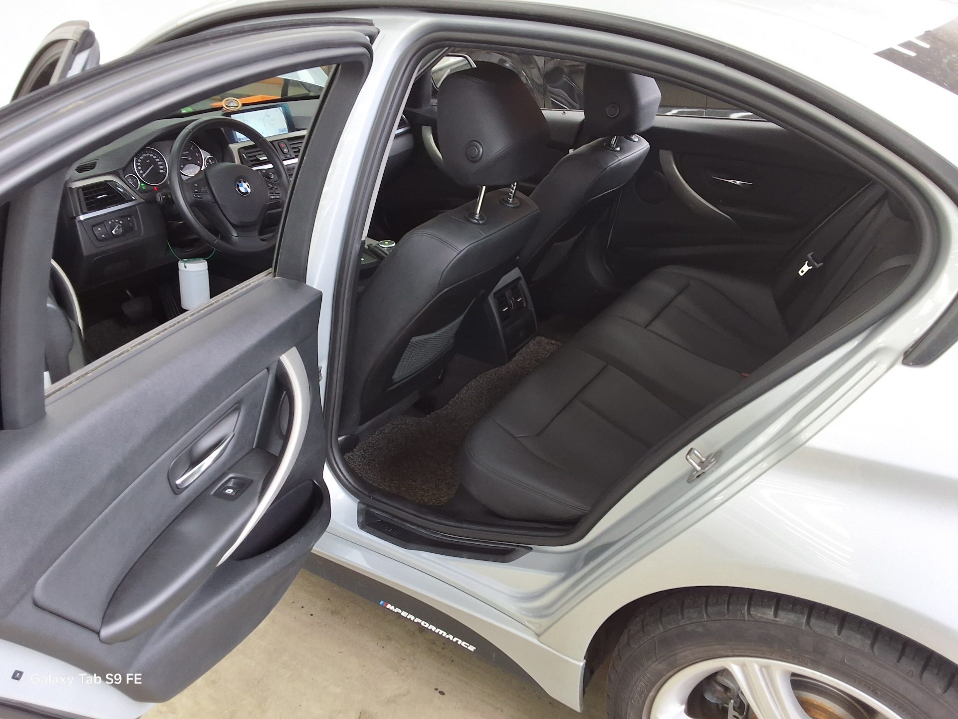 BMW 3 Series 2015 - Image 11