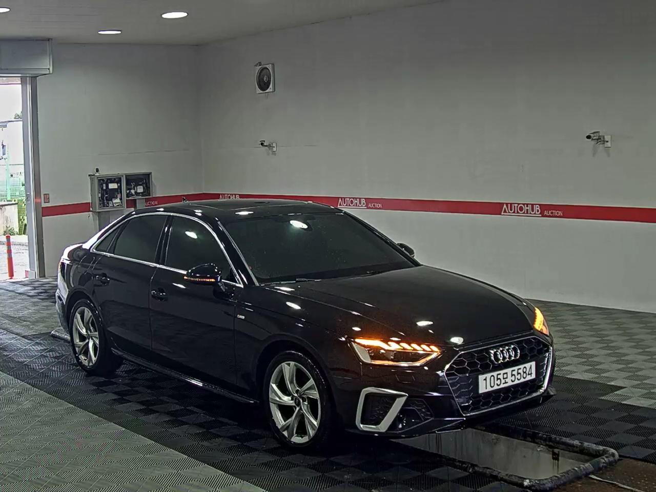 아우디 A4 2021 - 이미지 2