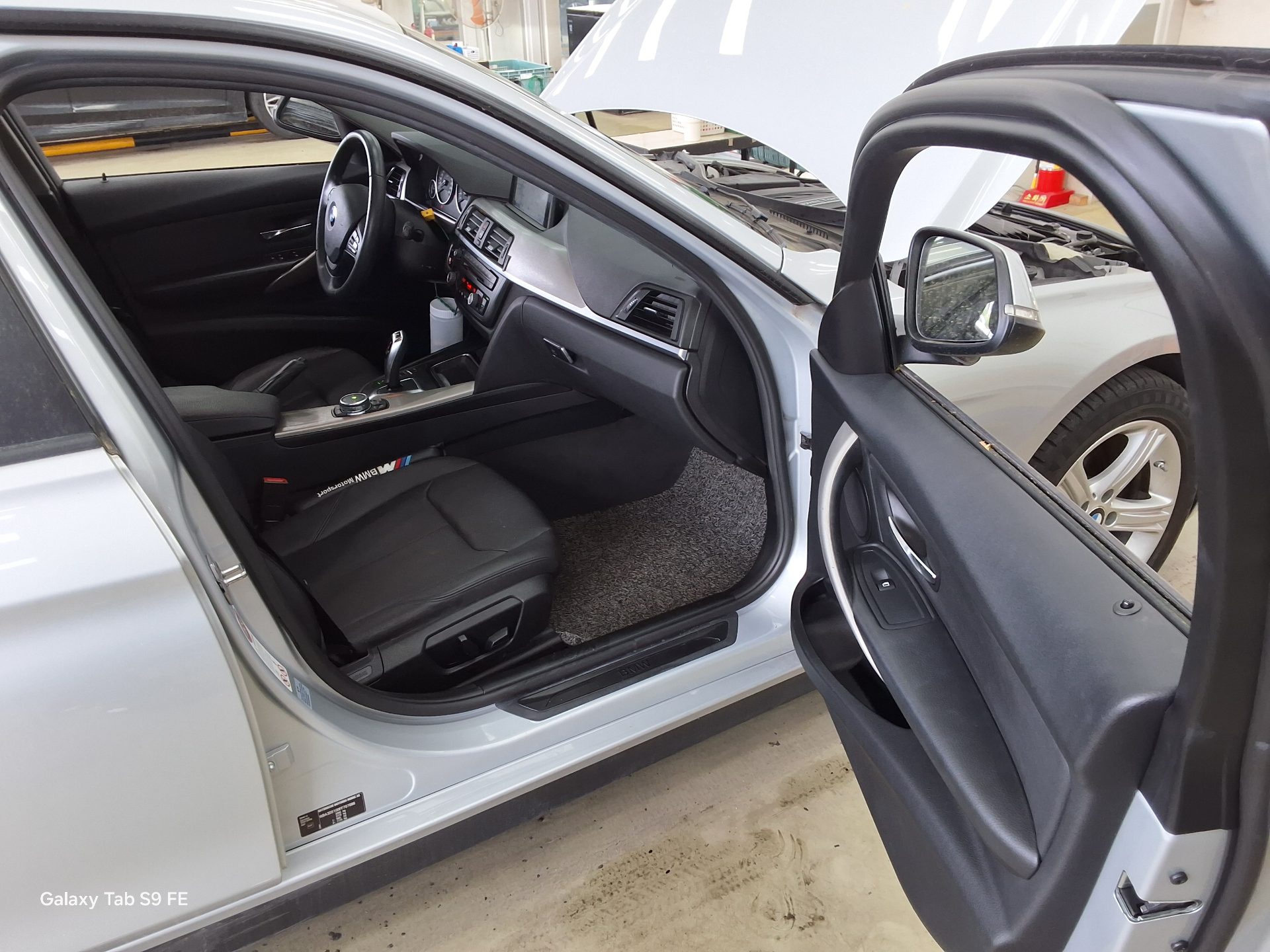 BMW 3 Series 2015 - Image 13