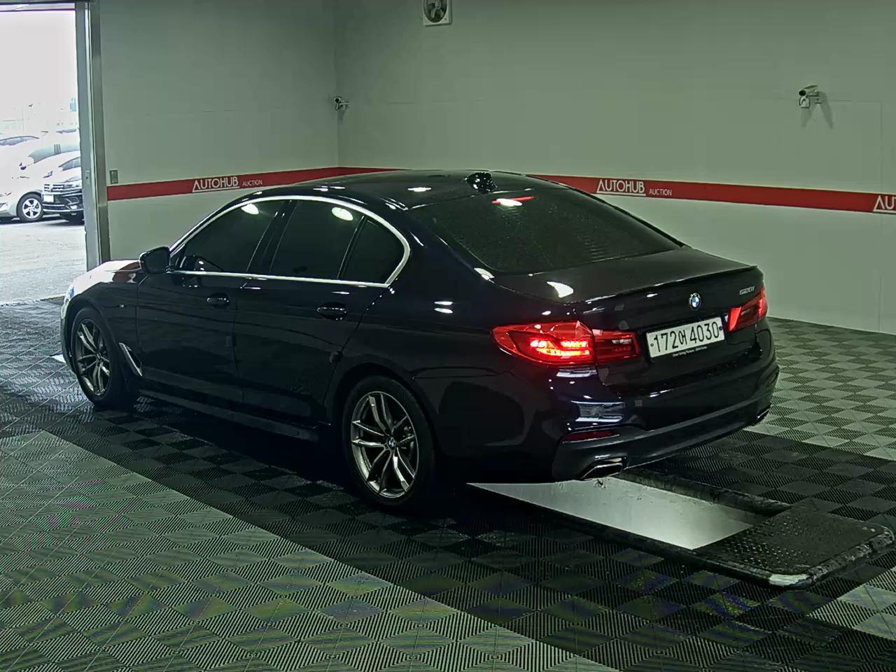 BMW 5 Series 2020 - Image 5