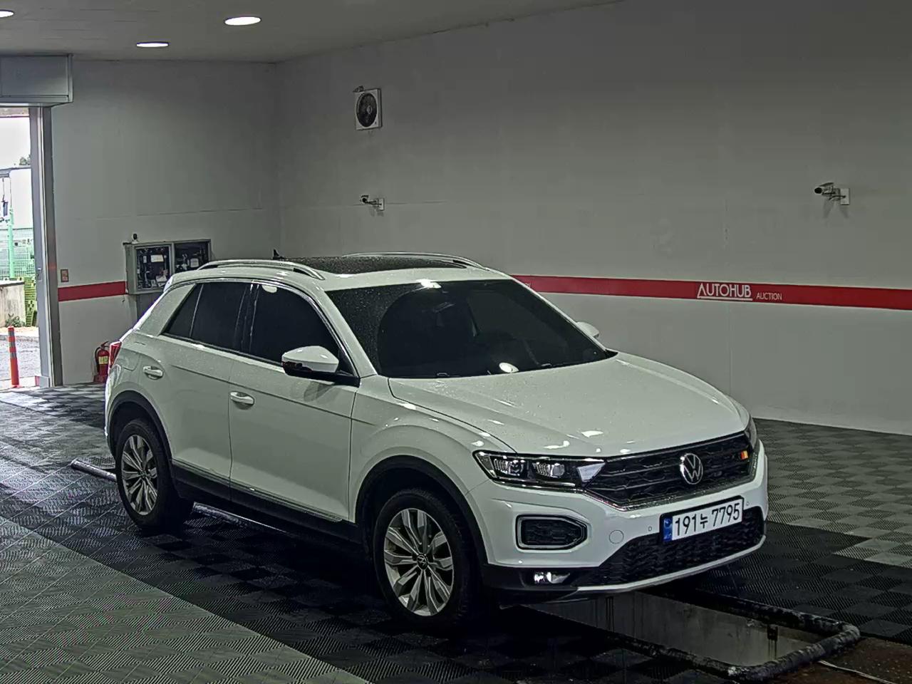 فولكس فاجن تي-روك 2021 - صورة 2