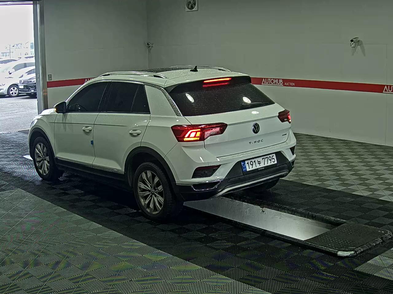 فولكس فاجن تي-روك 2021 - صورة 5