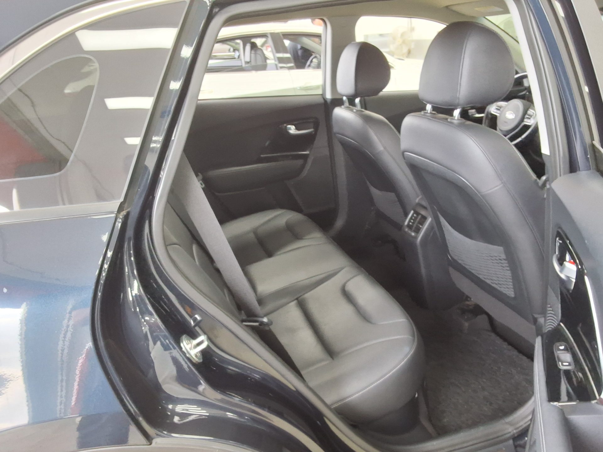 كيا نيرو 2020 - صورة 12