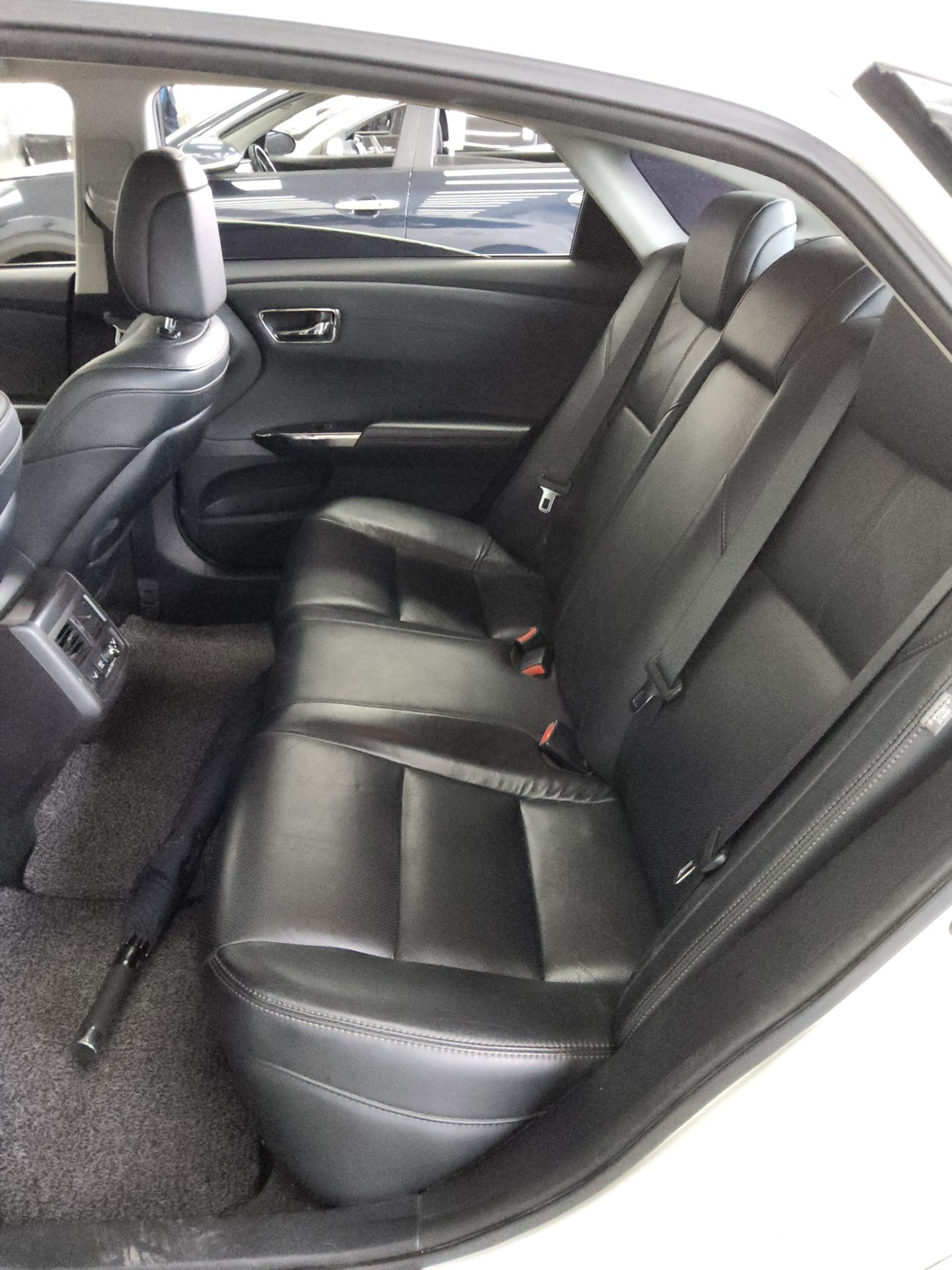 Toyota Avalon - 11