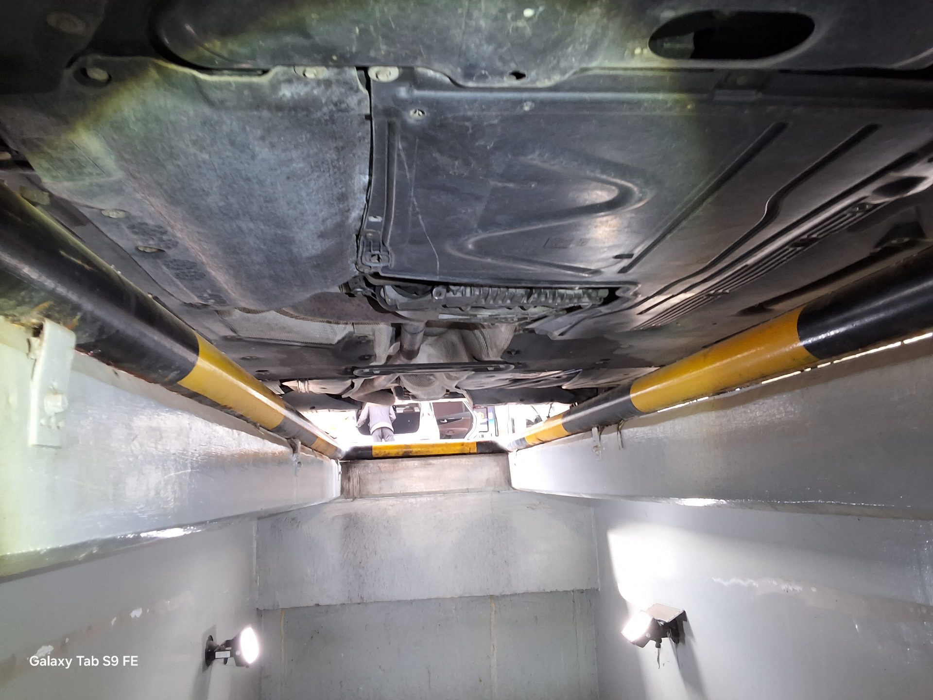 BMW 3 Series 2015 - Image 21