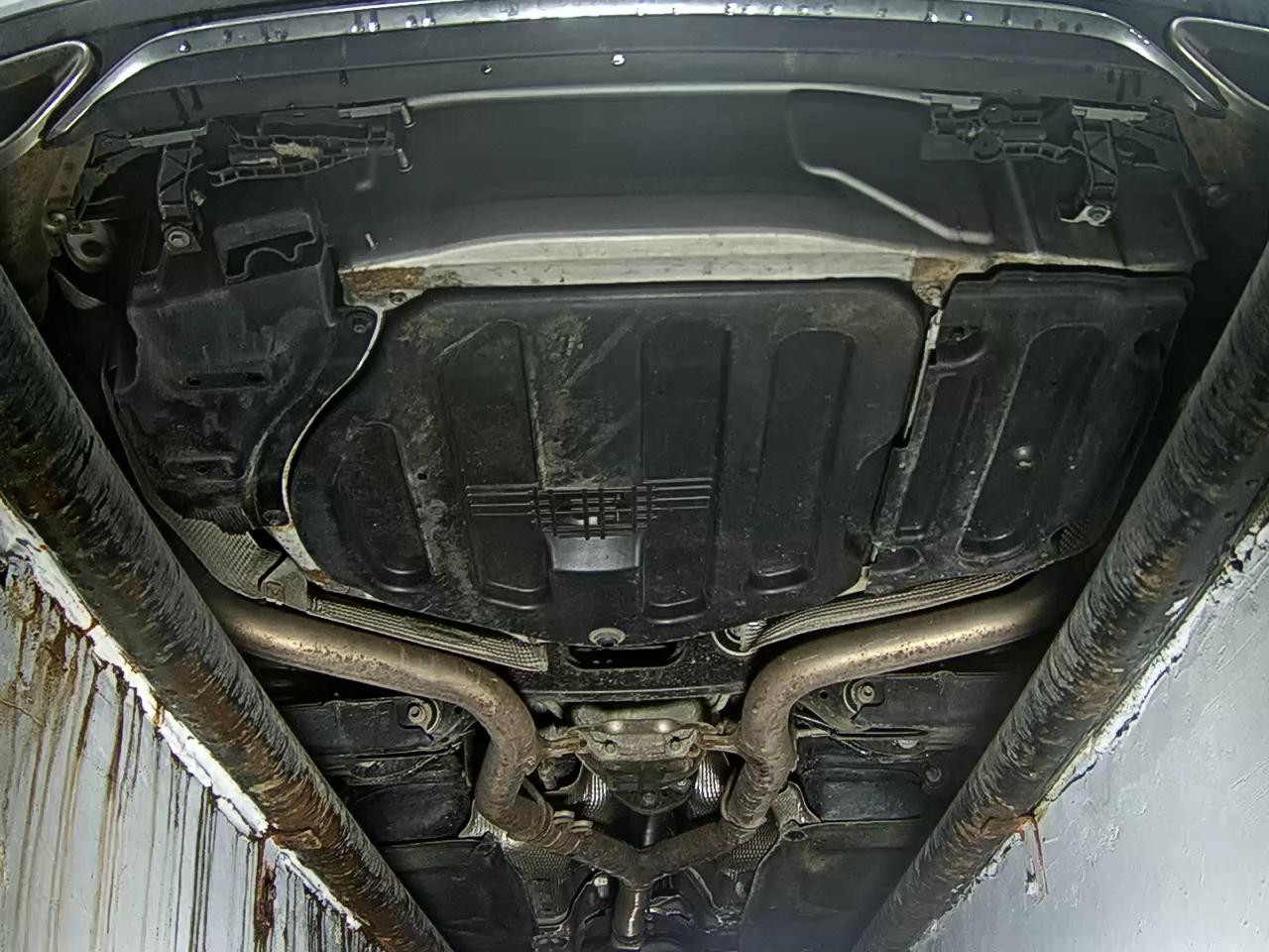 Mercedes-Benz E-Class 2014 - Image 7