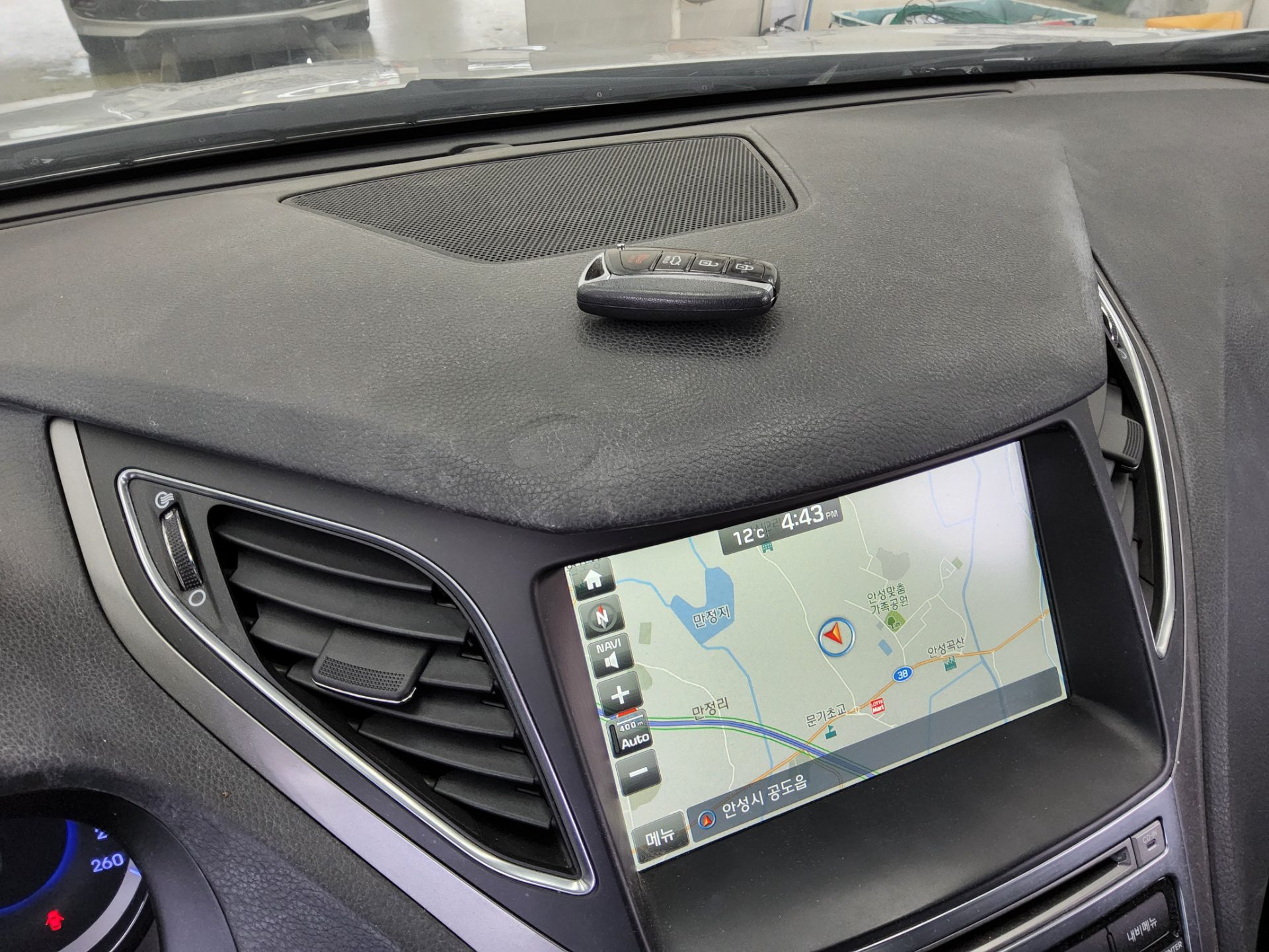 Hyundai Grandeur 2016 - Image 16