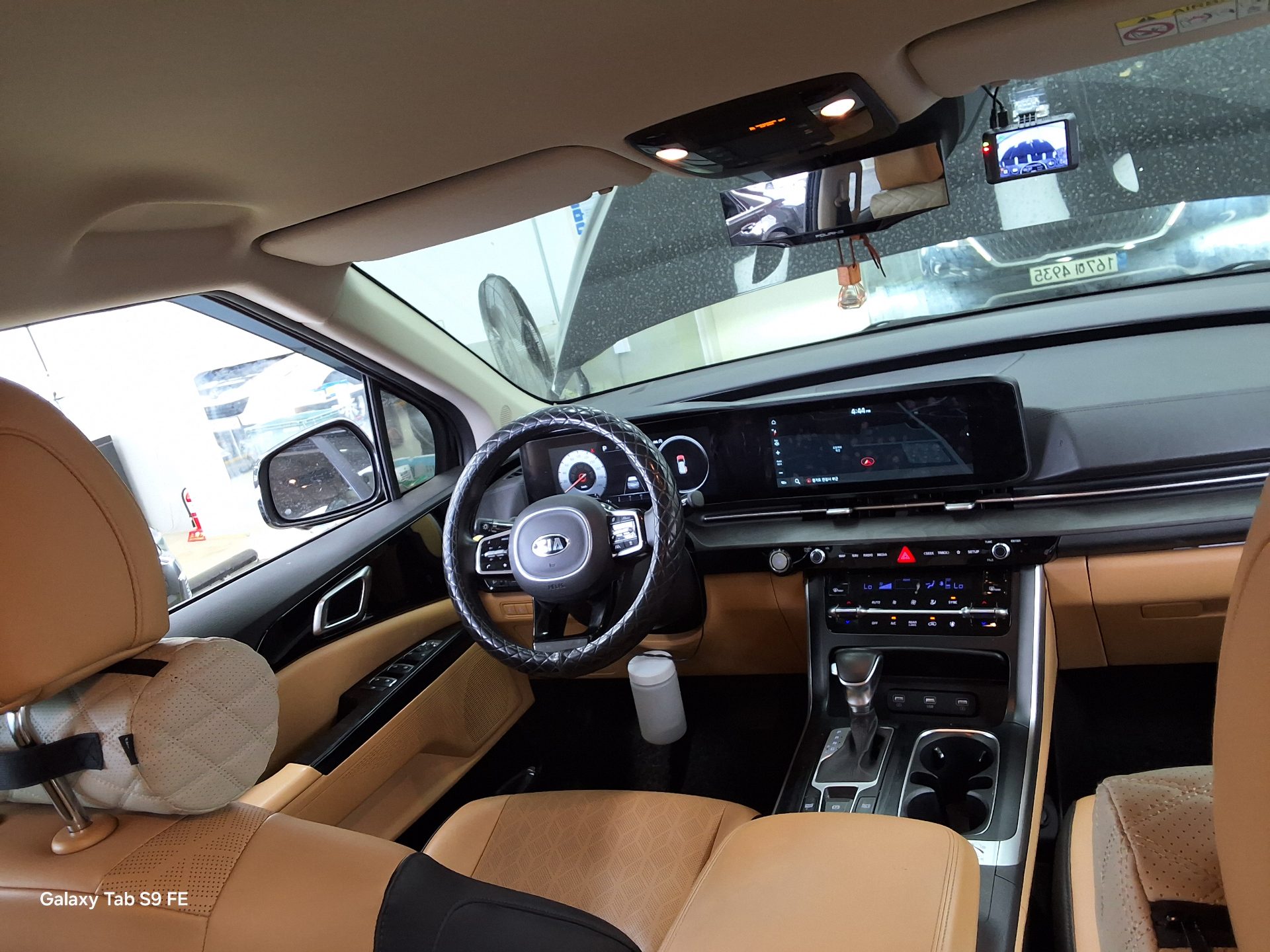 2021 - kia carnival