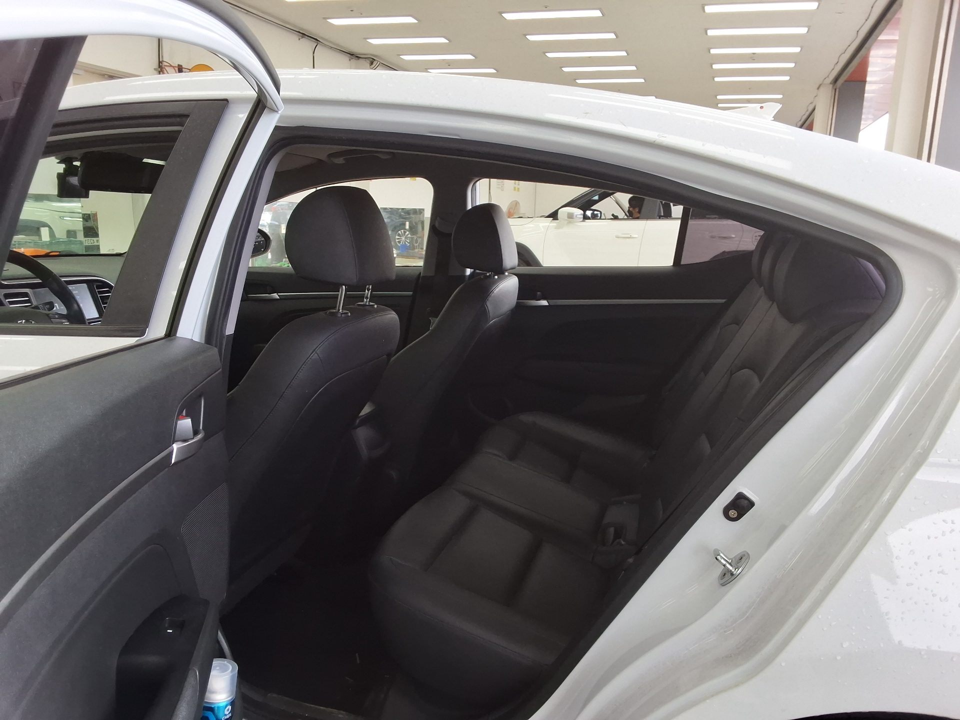 Hyundai Elantra 2019 - Image 11