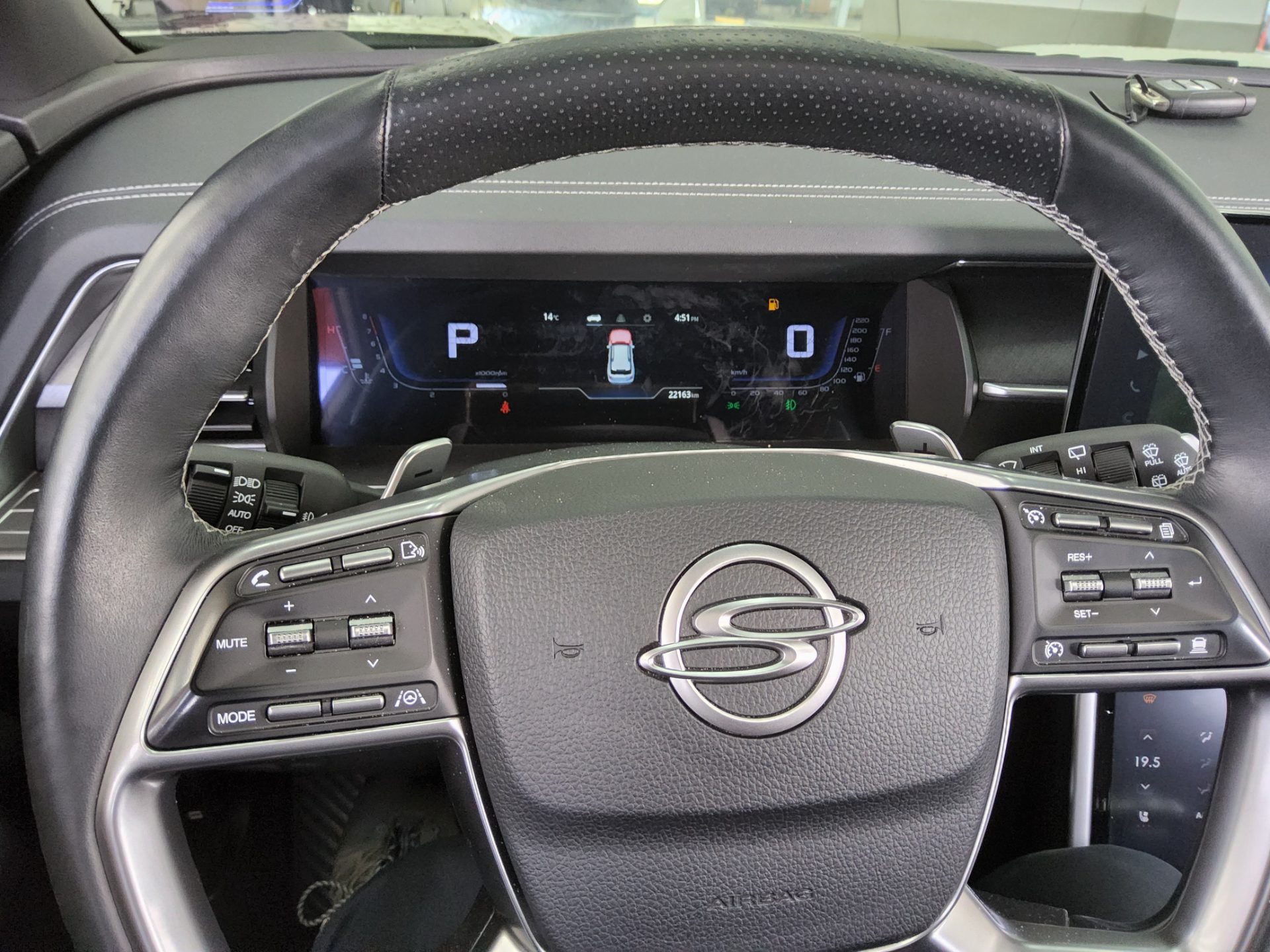 KG Mobility Torres 2023 - Image 16