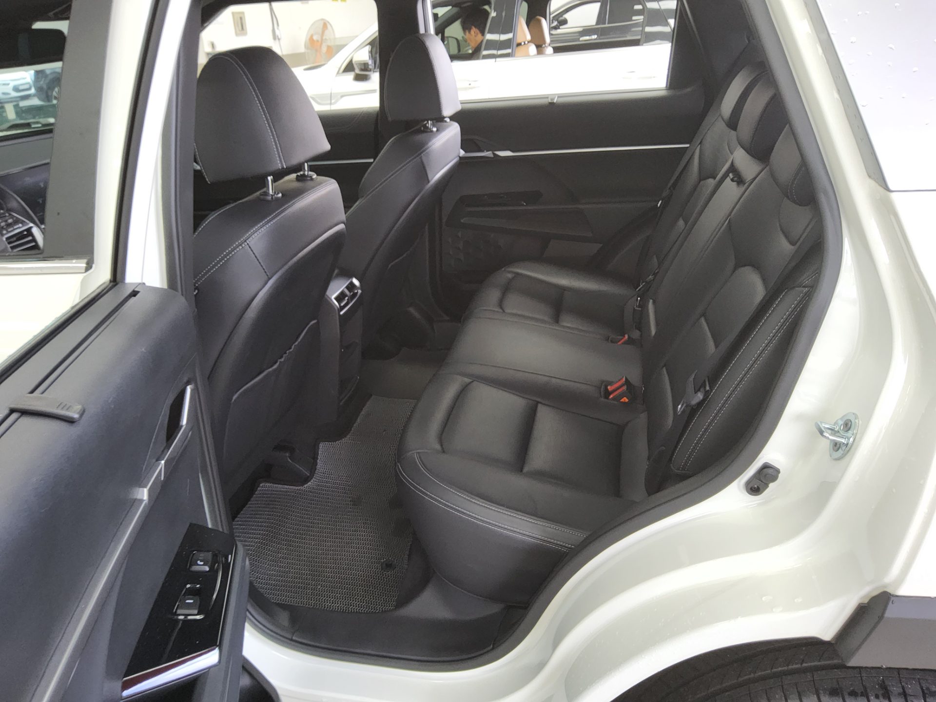 KG Mobility Torres 2023 - Image 11